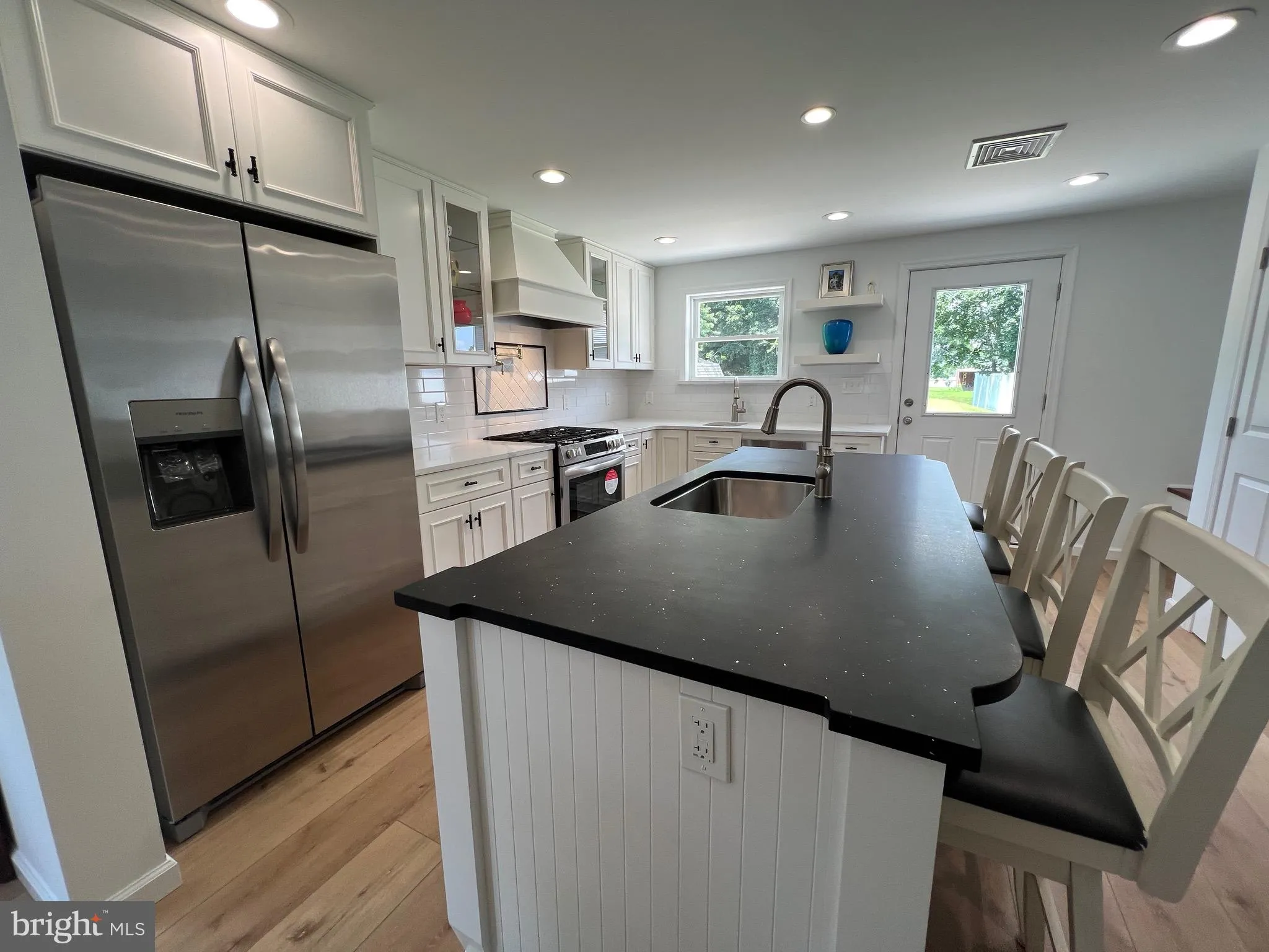 Newport, New Jersey 08345, United States, 3 Bedrooms Bedrooms, ,2 BathroomsBathrooms,Residential,Pending,182287