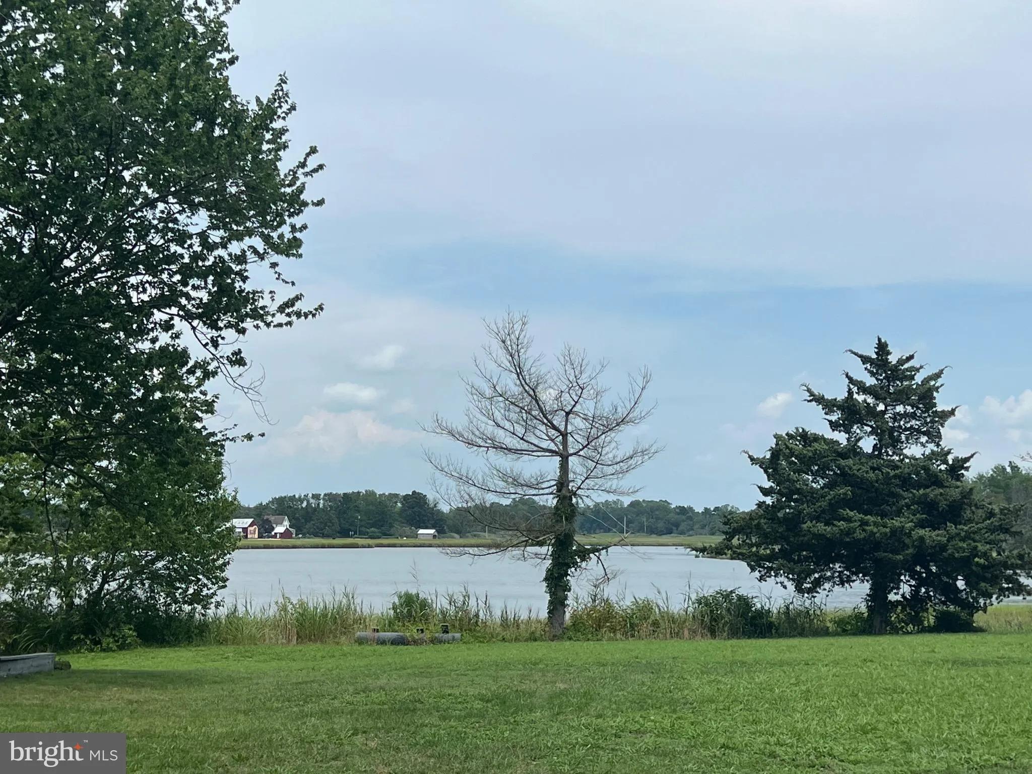 Newport, New Jersey 08345, United States, 3 Bedrooms Bedrooms, ,2 BathroomsBathrooms,Residential,Pending,182287