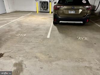 BOULEVARD VI TOWNS - Residential Lease