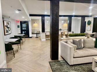 BOULEVARD VI TOWNS - Residential Lease