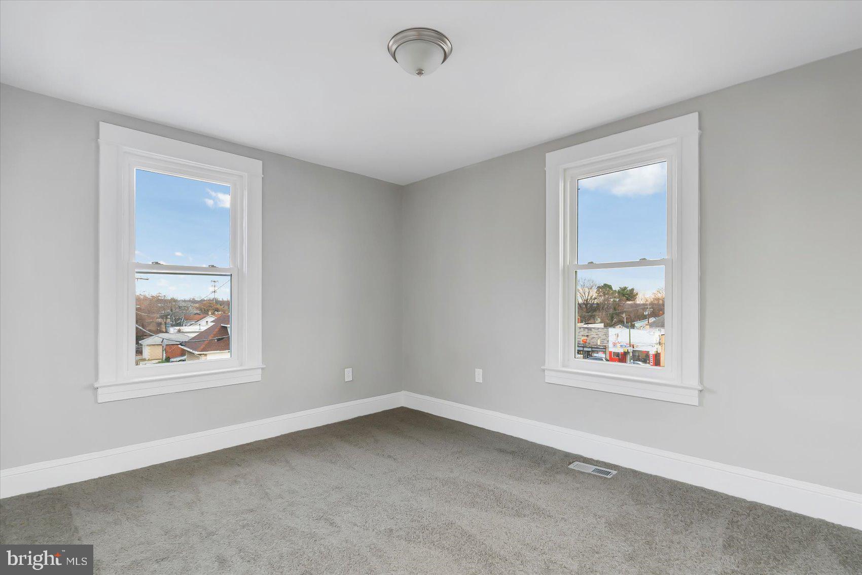 WALTHERSON - Residential