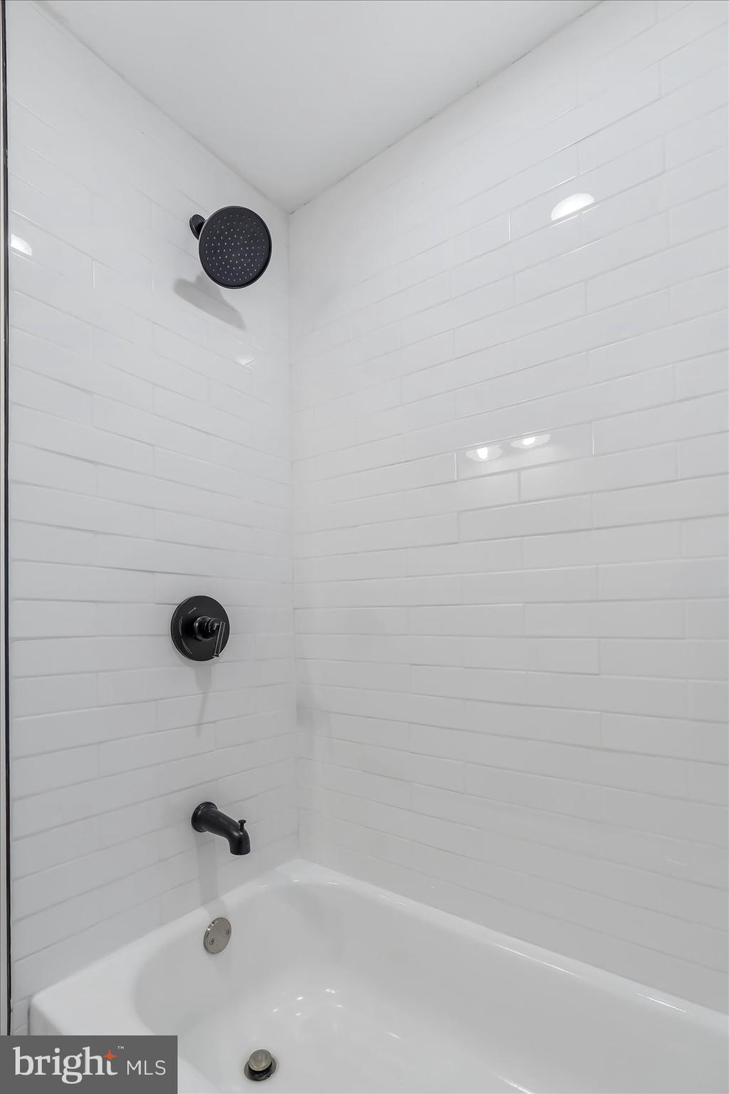 WALTHERSON - Residential