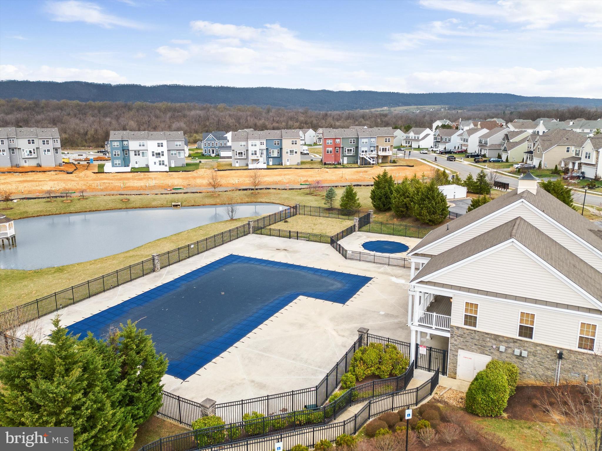 MARTINSBURG STATION - Residential