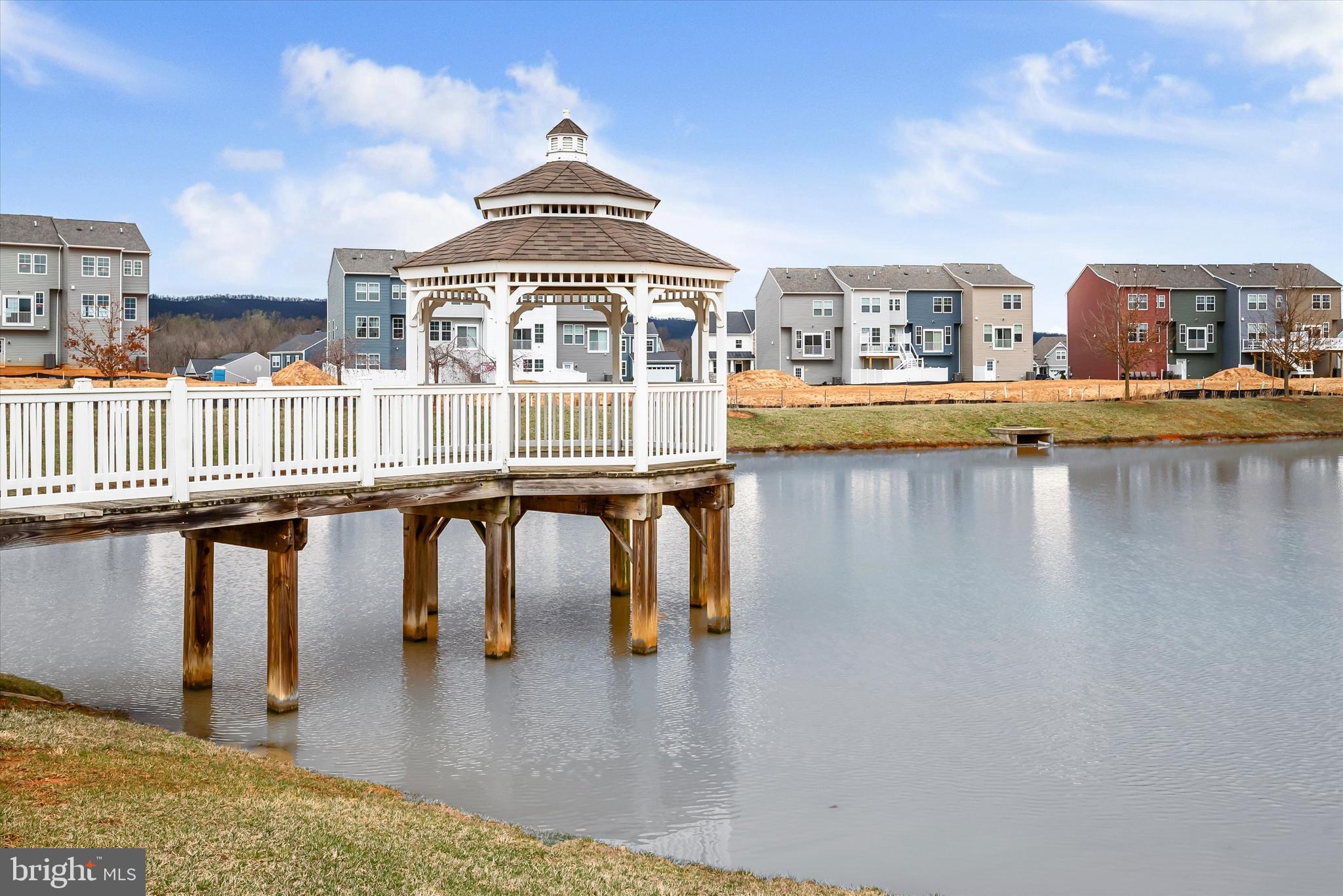 MARTINSBURG STATION - Residential