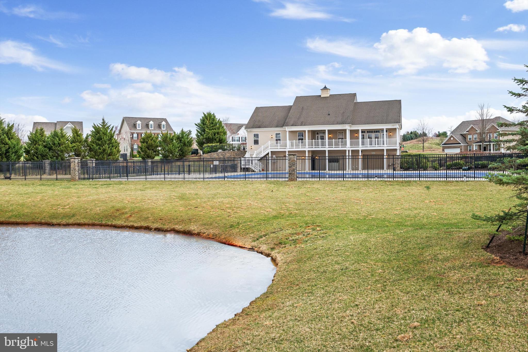 MARTINSBURG STATION - Residential