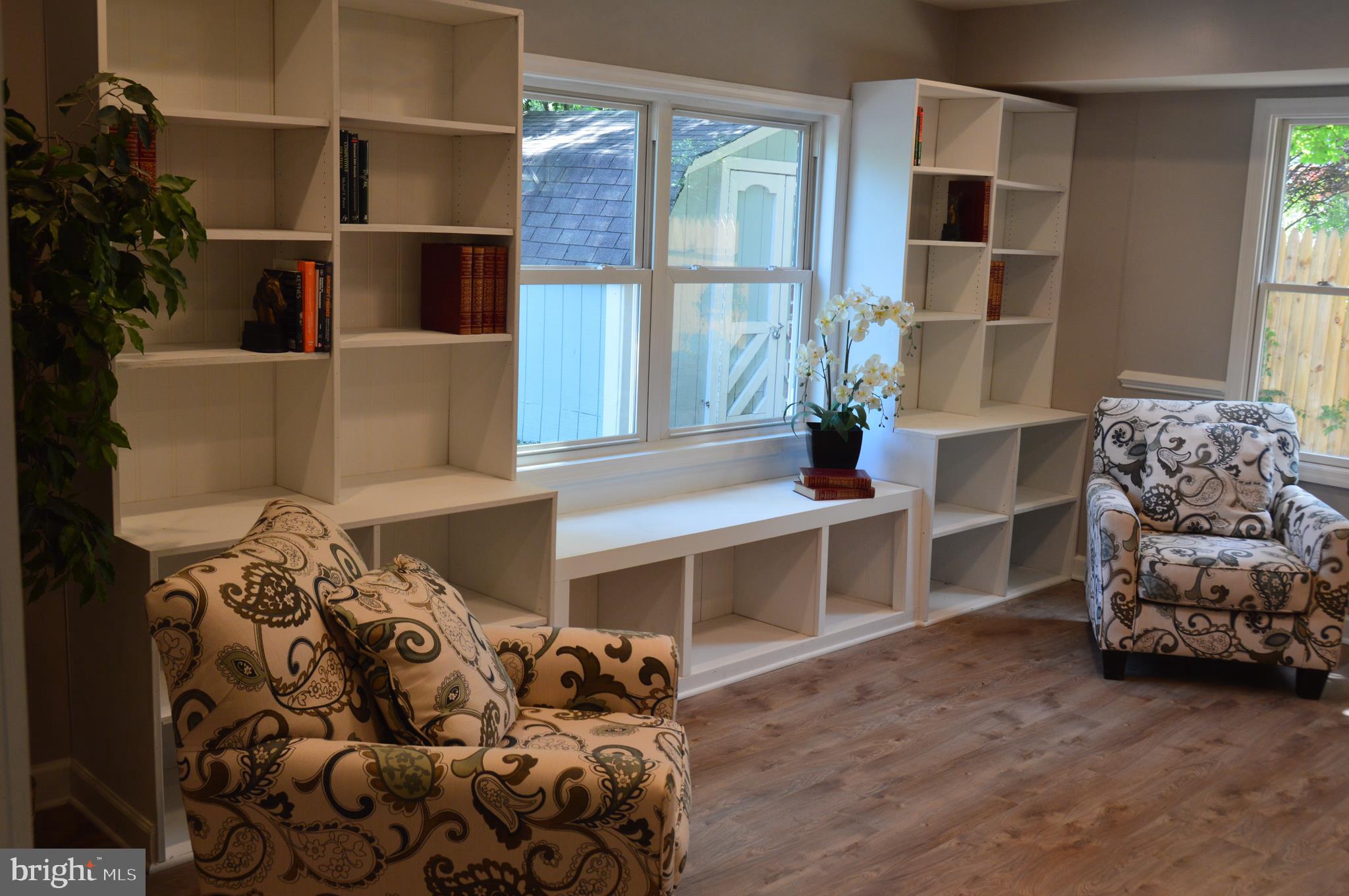 ANNALEE HEIGHTS - Residential