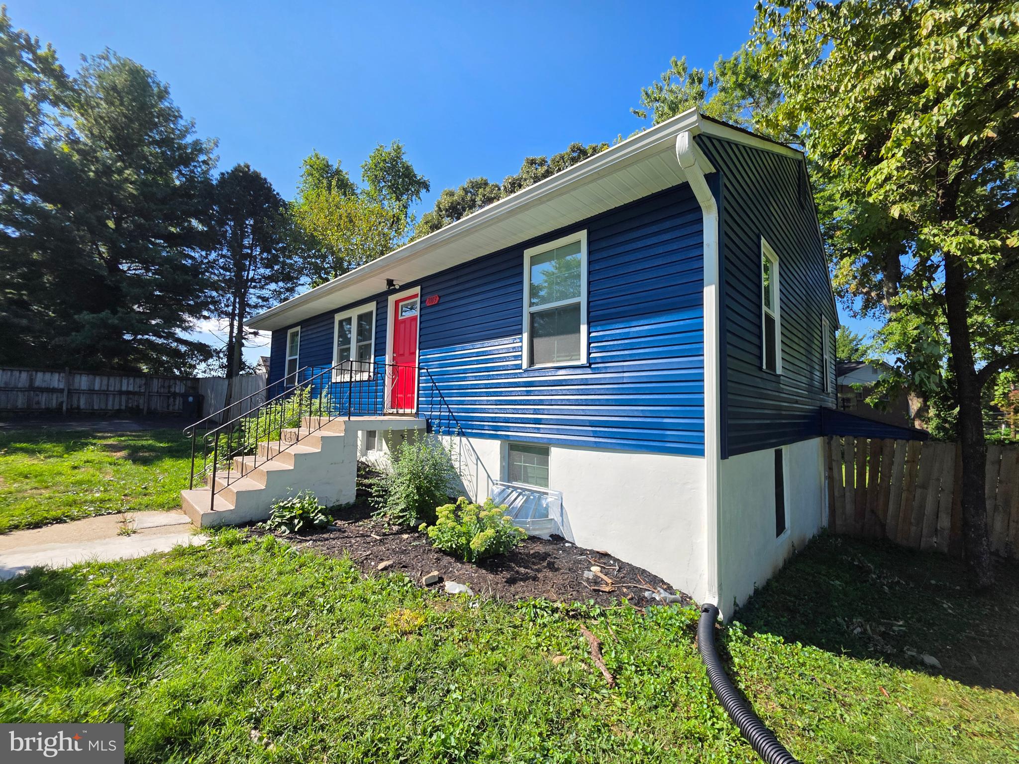 7003 TAYLOR MANOR AVENUE