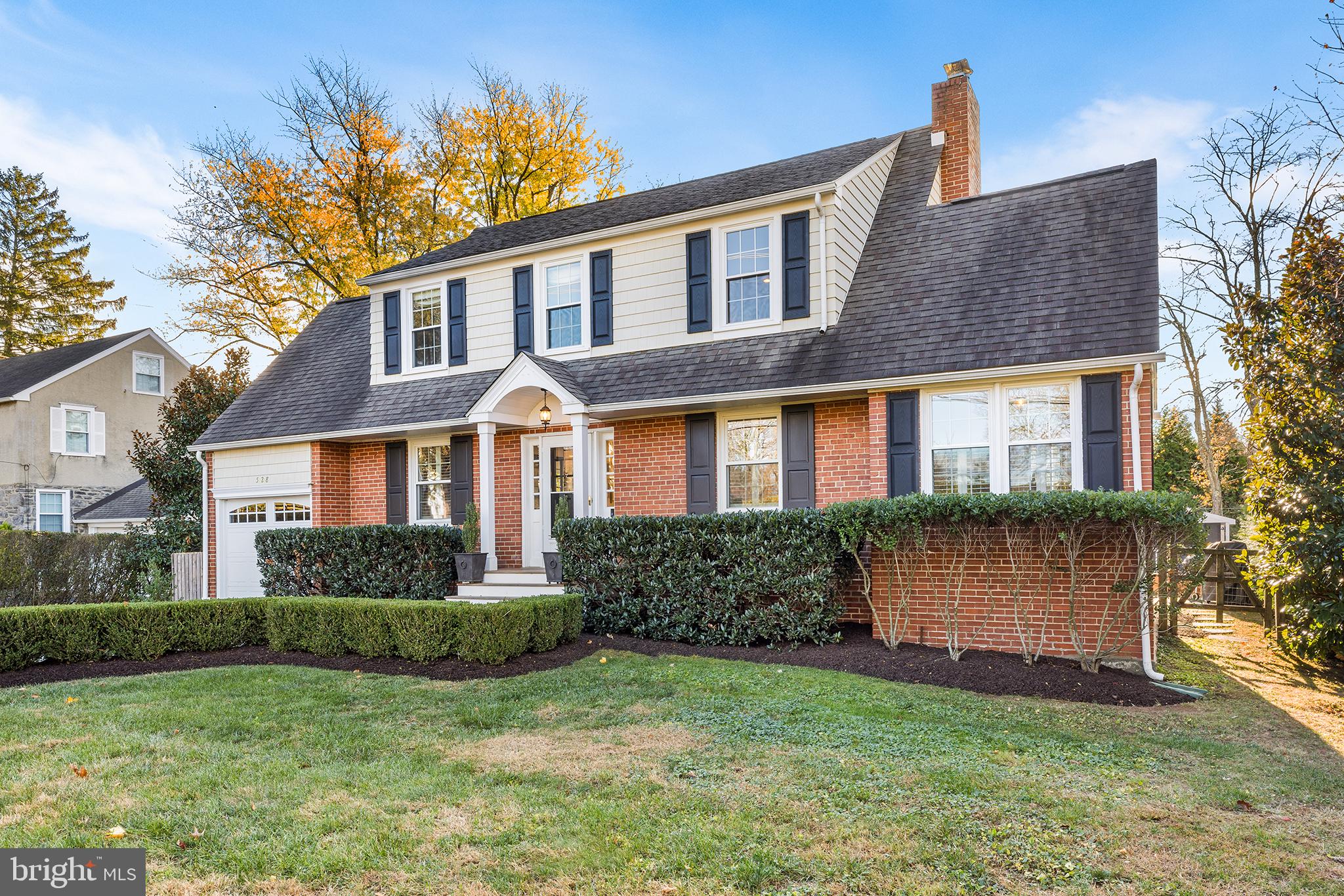 WAYNEWOODS - Residential