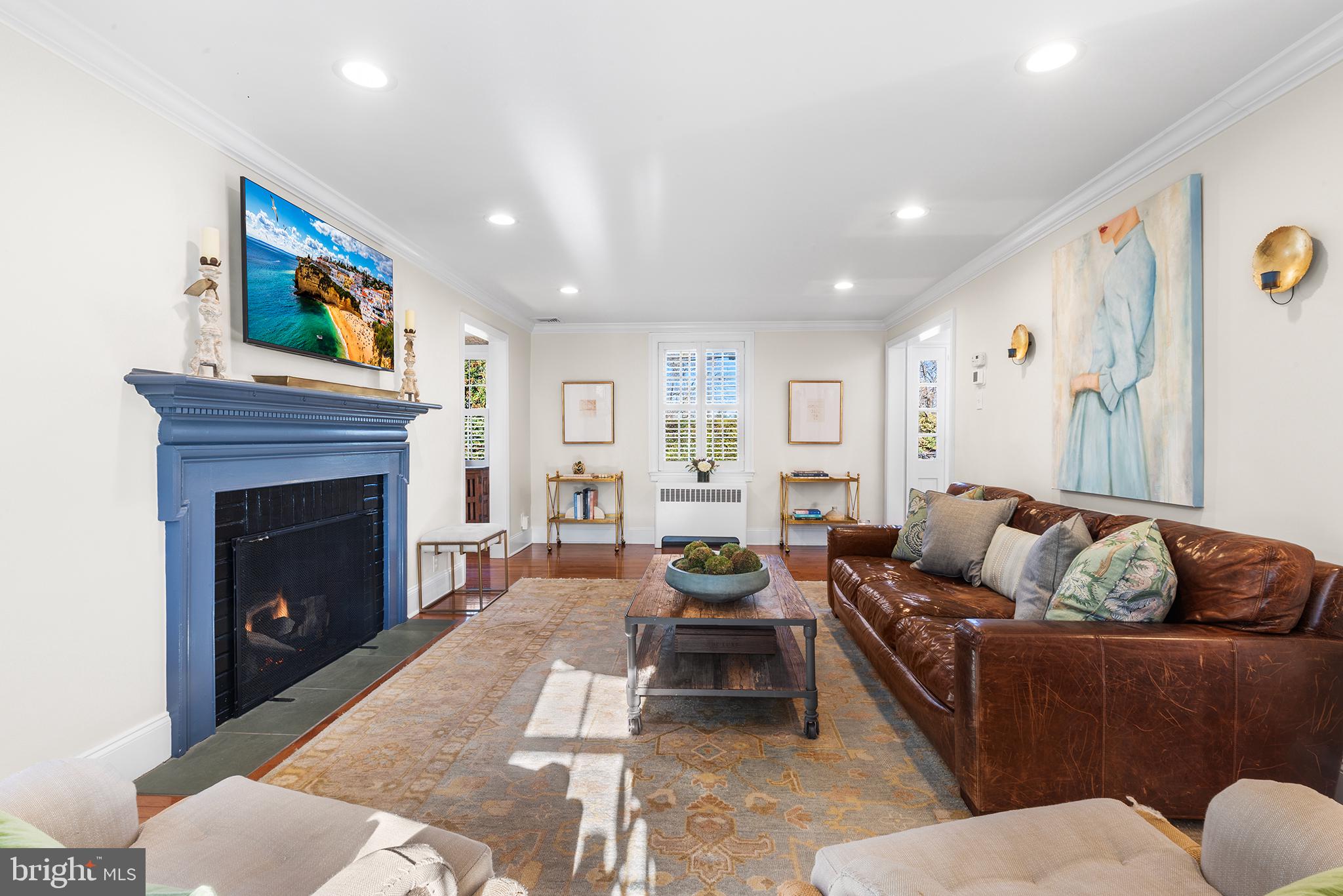 WAYNEWOODS - Residential