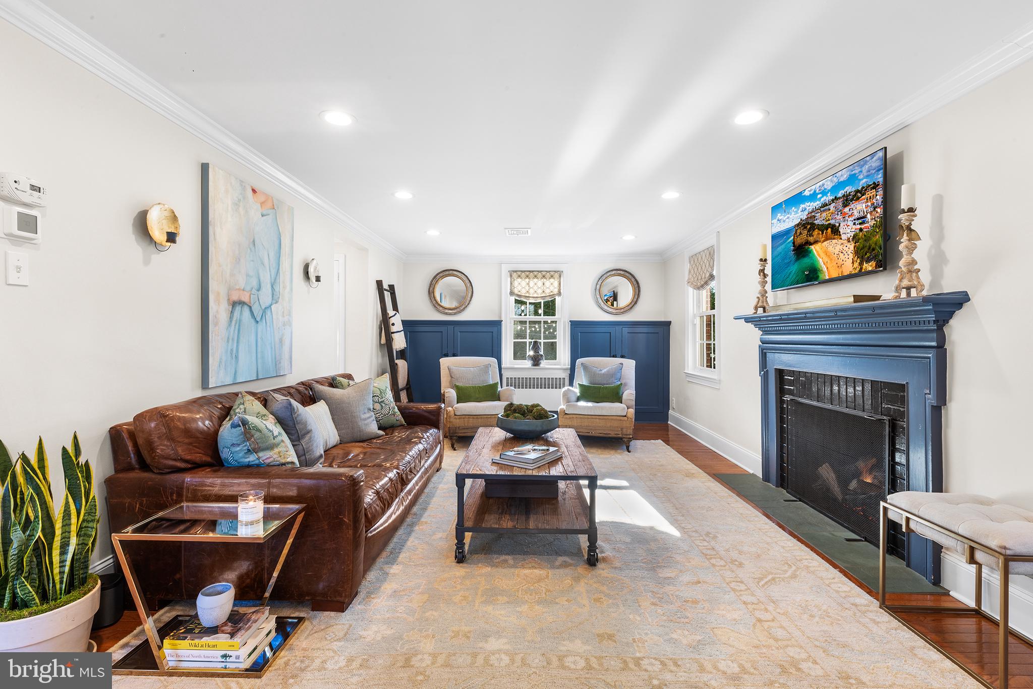 WAYNEWOODS - Residential