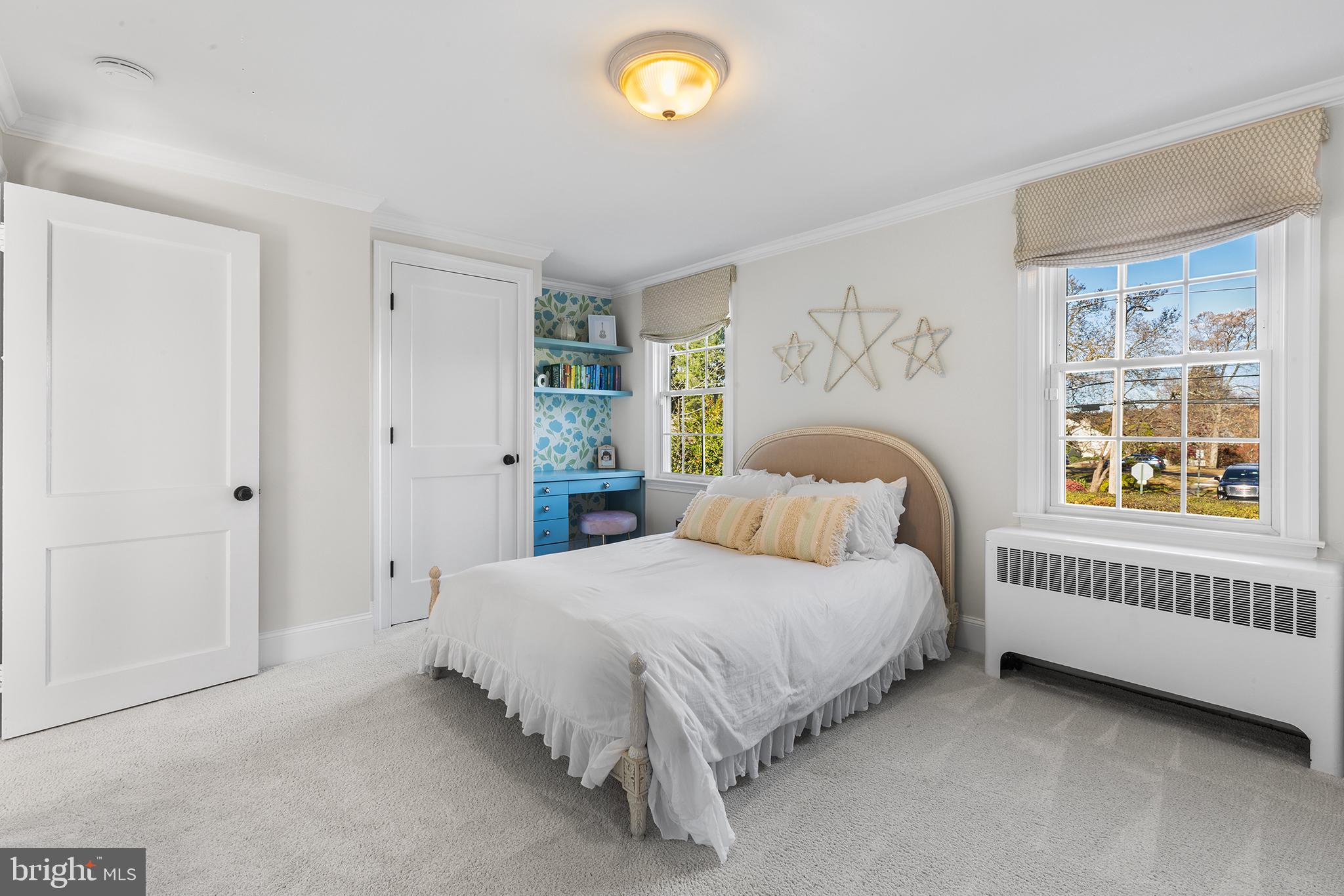 WAYNEWOODS - Residential