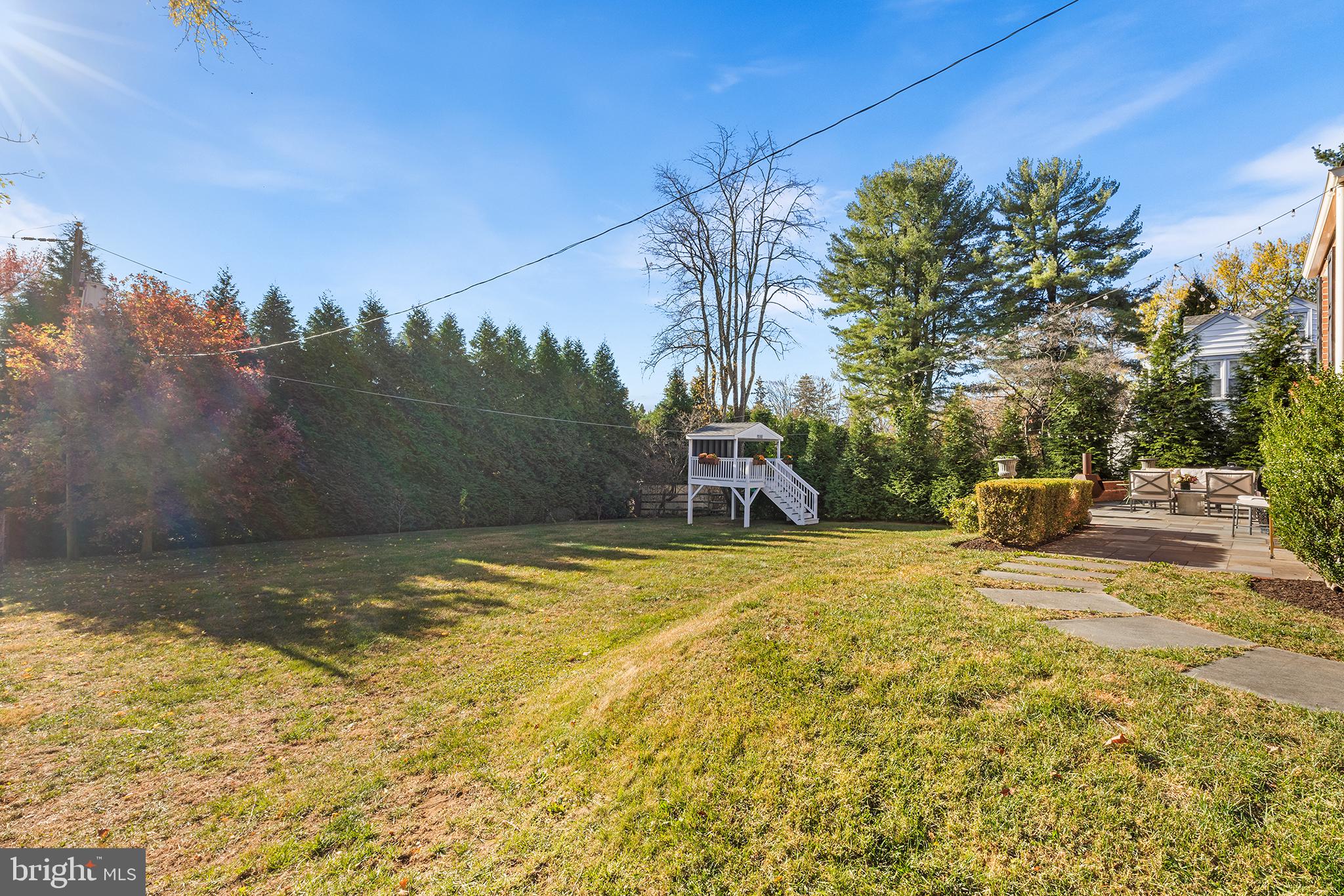 WAYNEWOODS - Residential