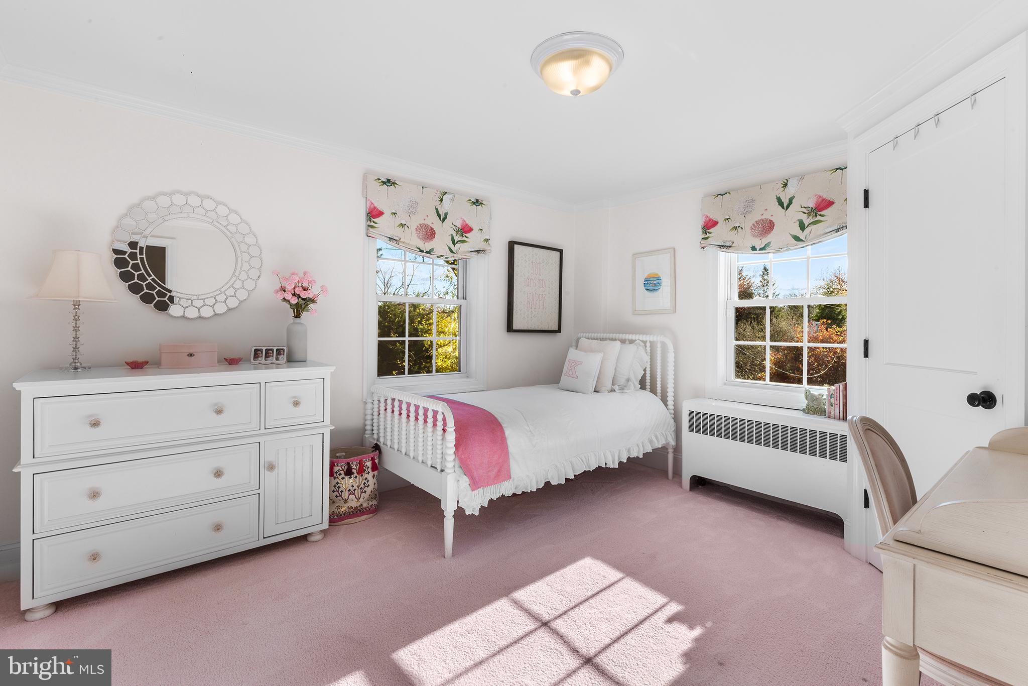 WAYNEWOODS - Residential