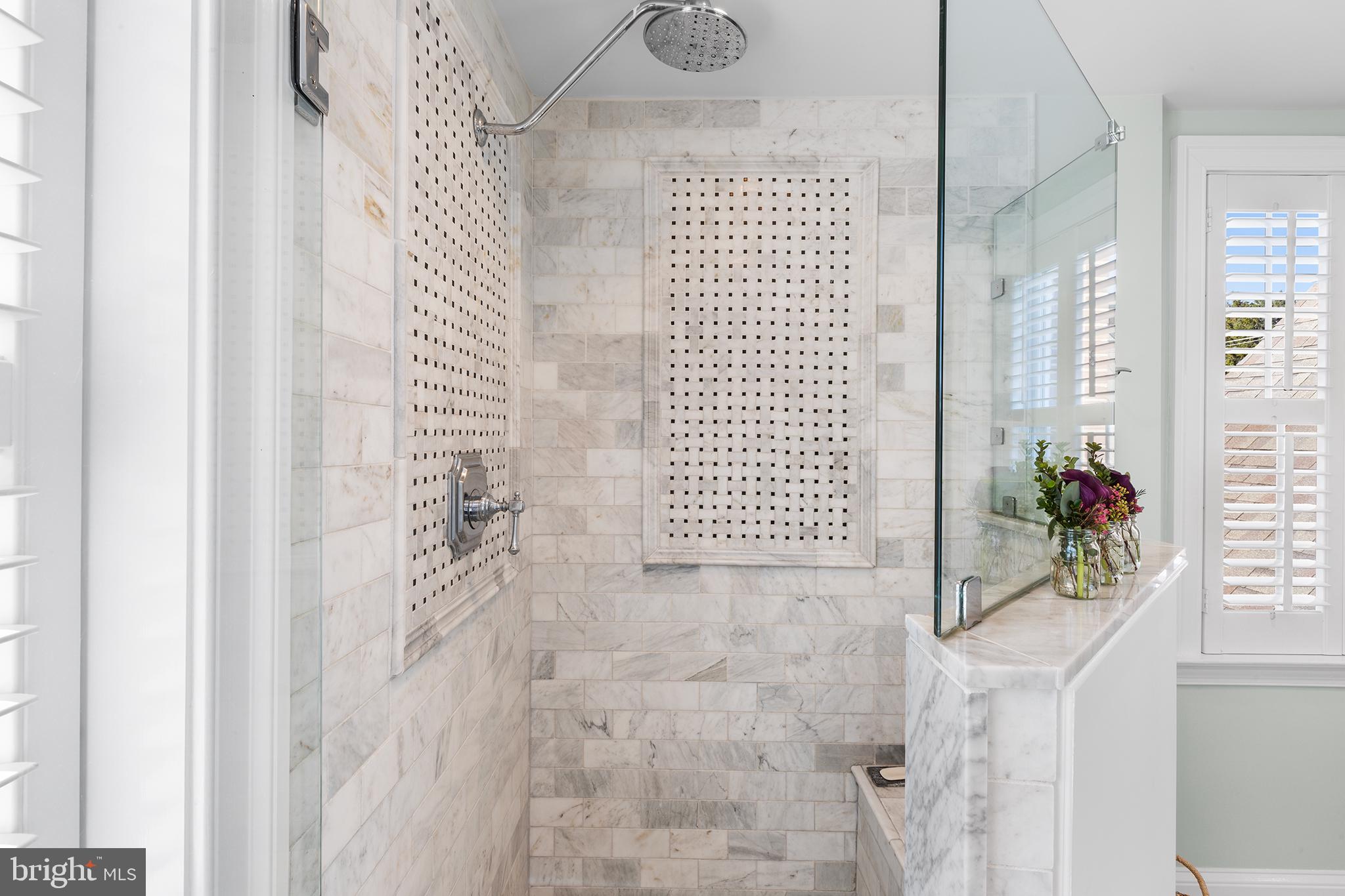 WAYNEWOODS - Residential