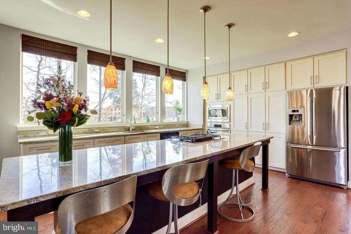 BRAMBLETON TOWN CENTER - Residential