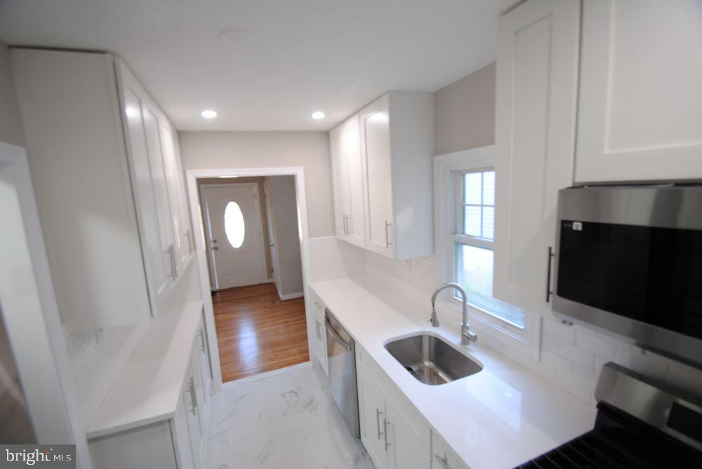 RIVERDALE PARK - Residential