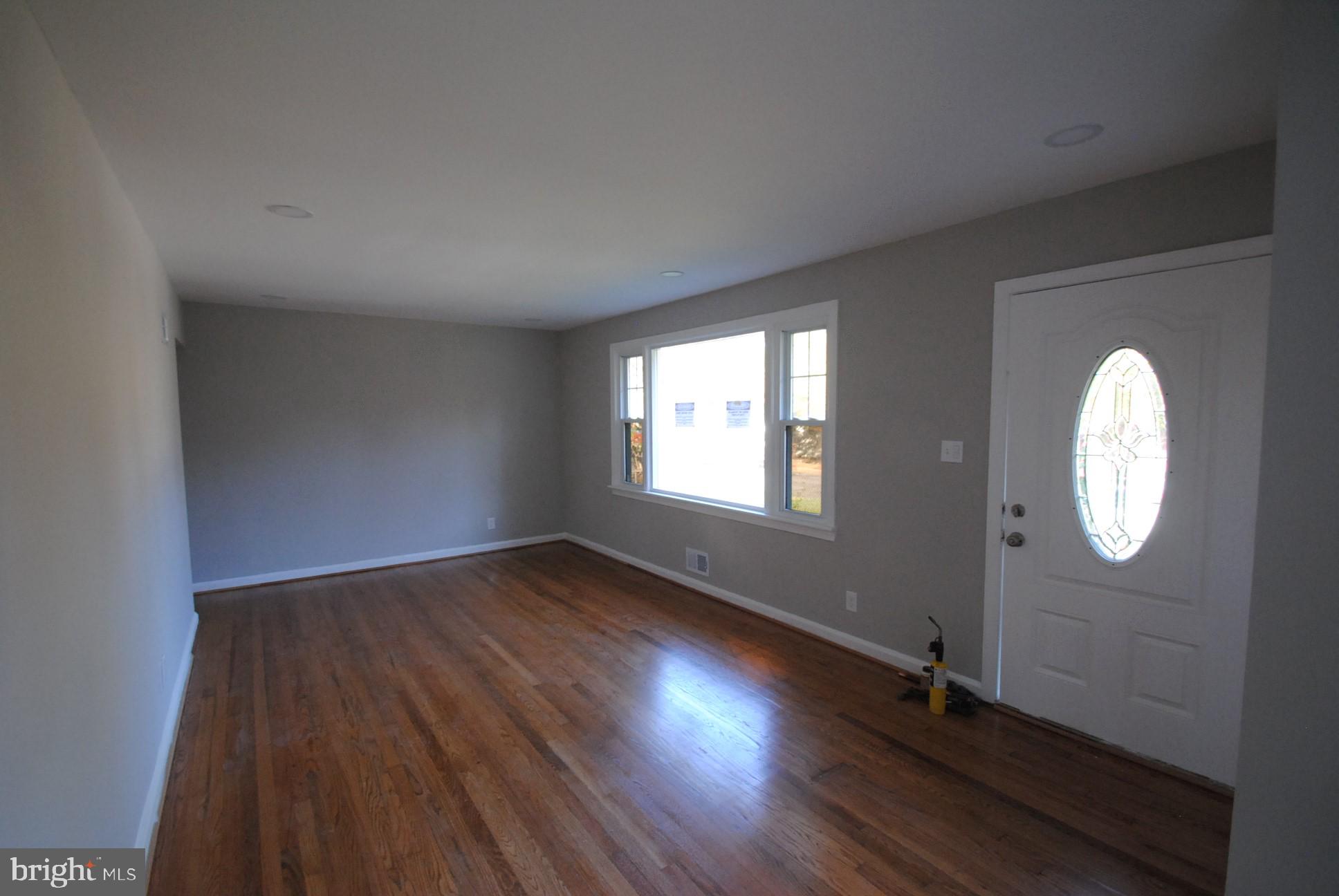 RIVERDALE PARK - Residential