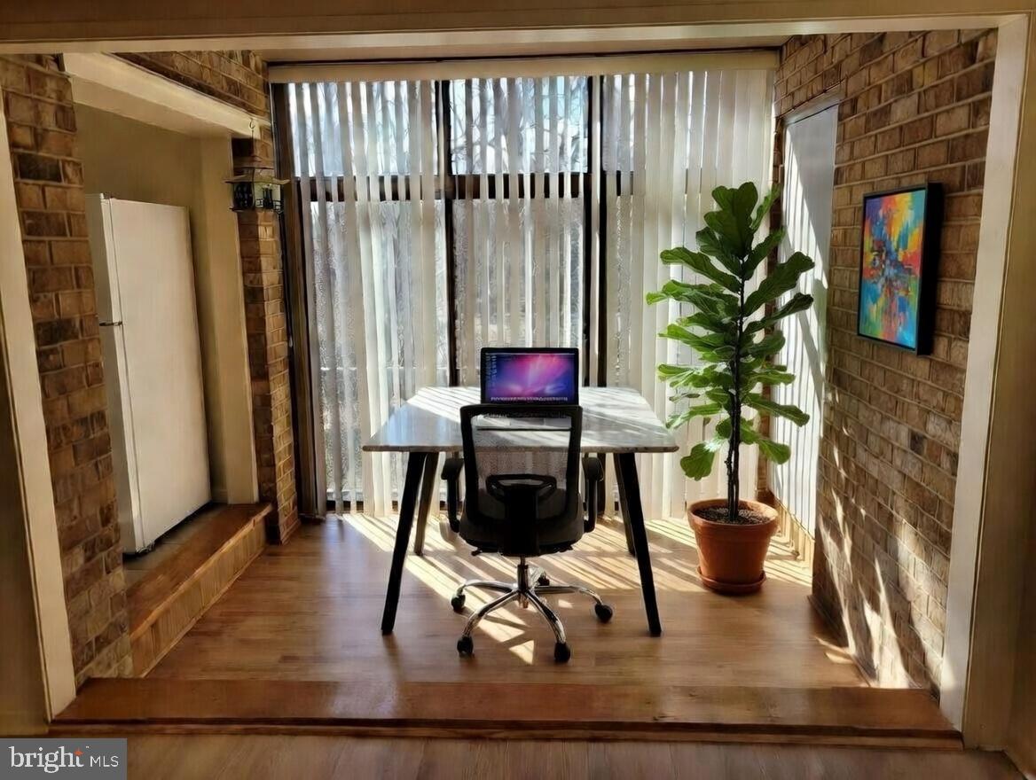 CEDAR VALLEY CONDOMINIUM - Residential