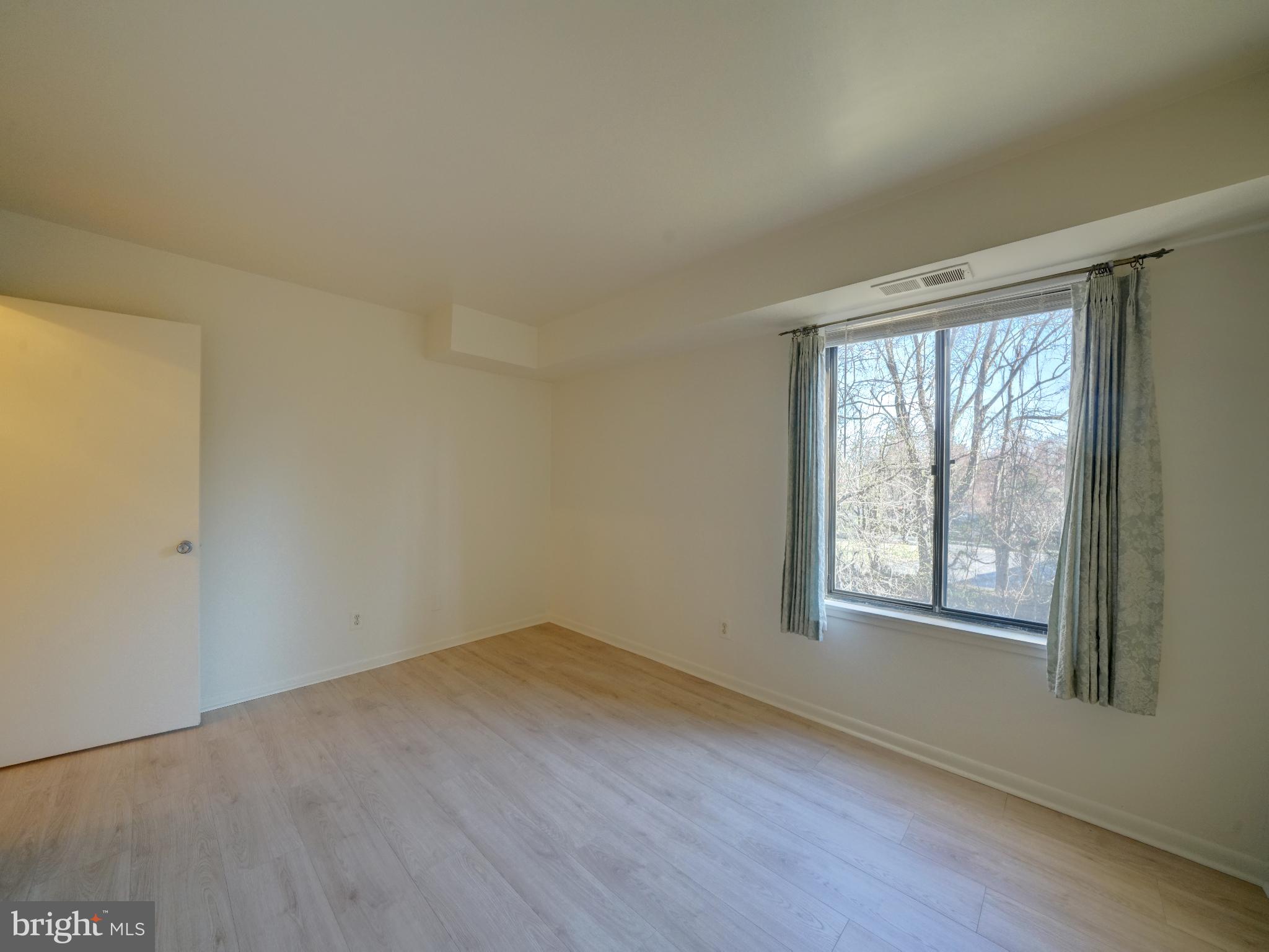 CEDAR VALLEY CONDOMINIUM - Residential