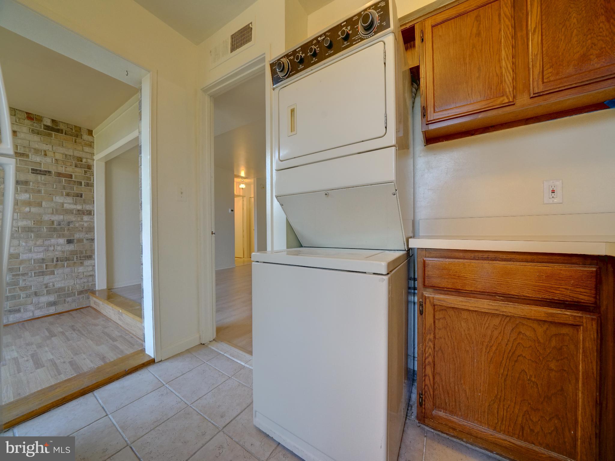 CEDAR VALLEY CONDOMINIUM - Residential