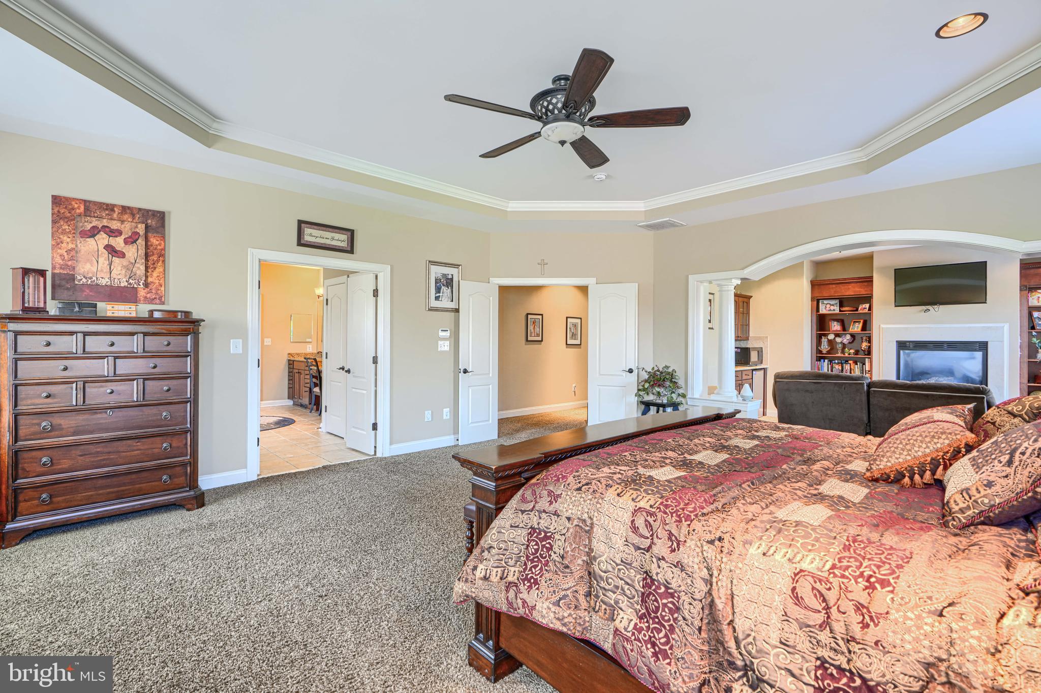 MARTIN MEADOWS - Residential