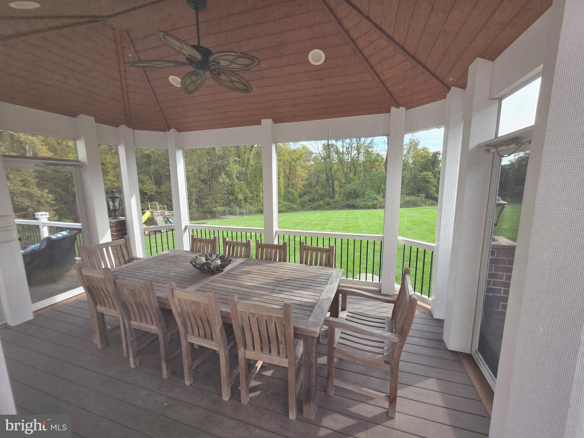 MARTIN MEADOWS - Residential