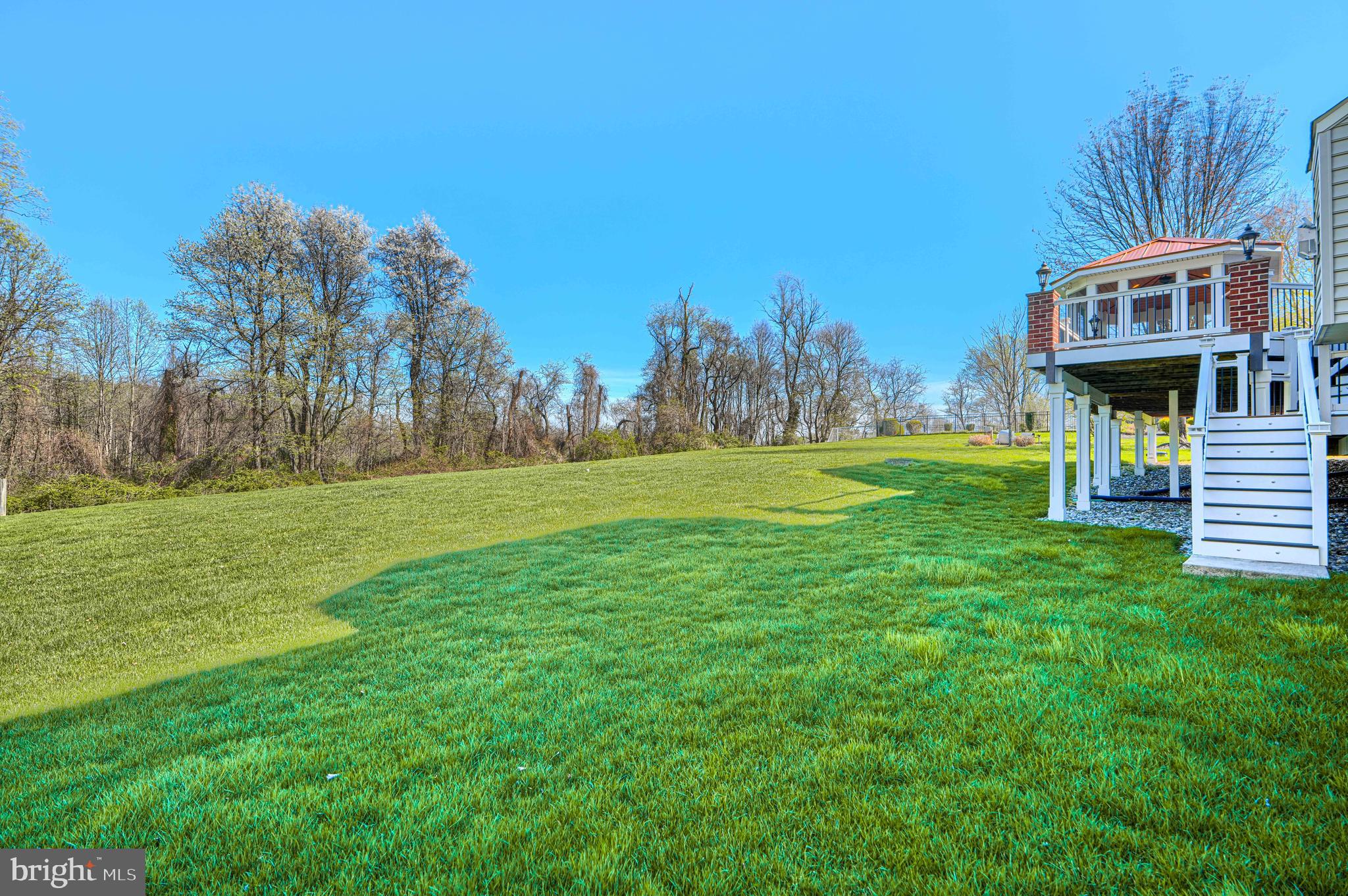 MARTIN MEADOWS - Residential