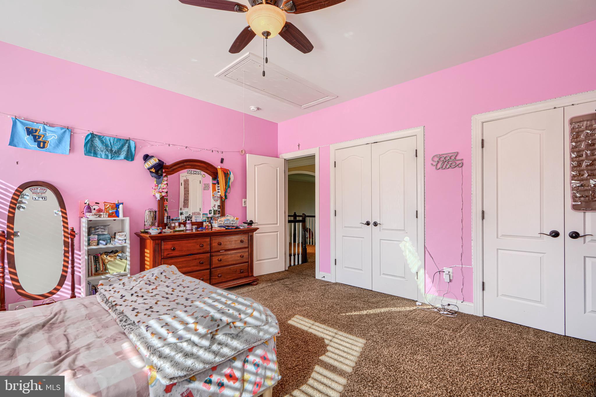 MARTIN MEADOWS - Residential