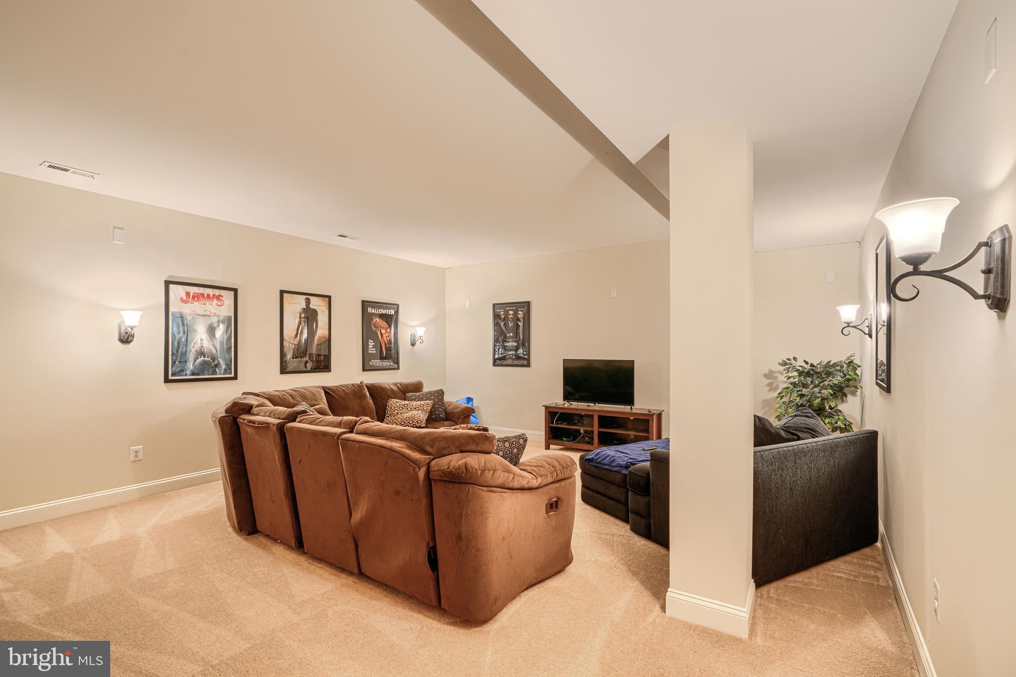 MARTIN MEADOWS - Residential