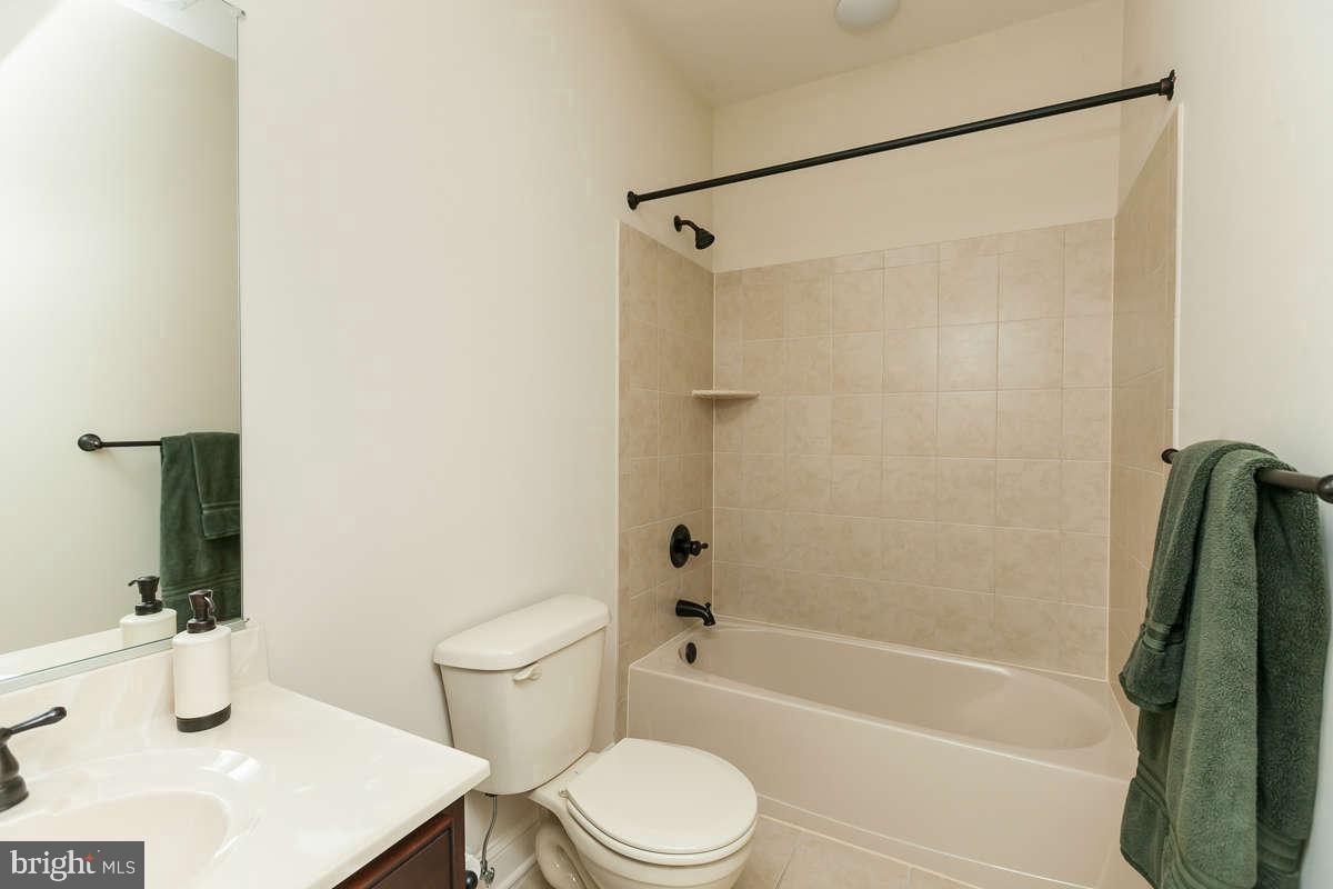 MARTIN MEADOWS - Residential