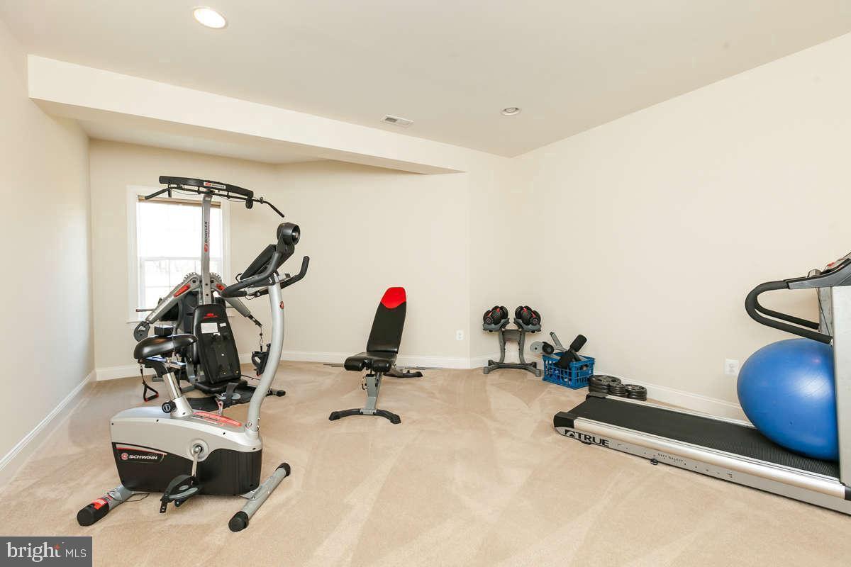 MARTIN MEADOWS - Residential