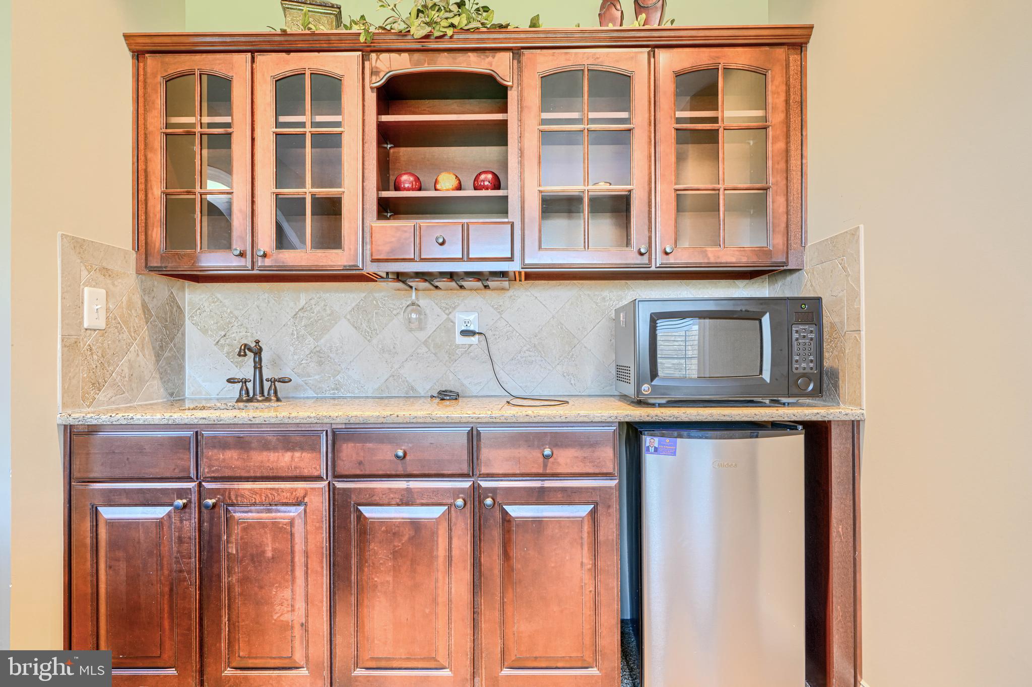 MARTIN MEADOWS - Residential