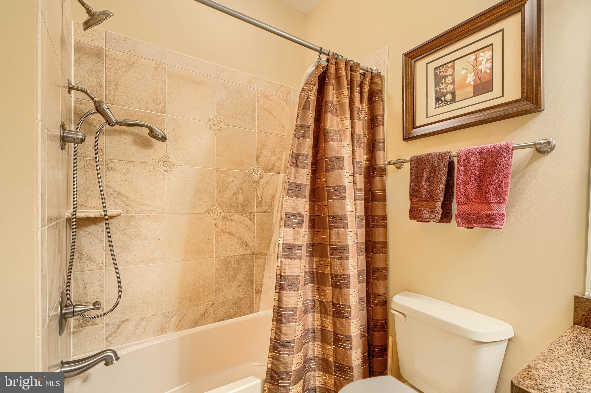 MARTIN MEADOWS - Residential