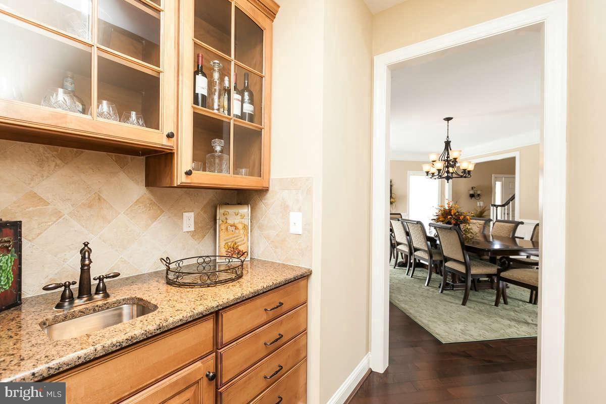 MARTIN MEADOWS - Residential