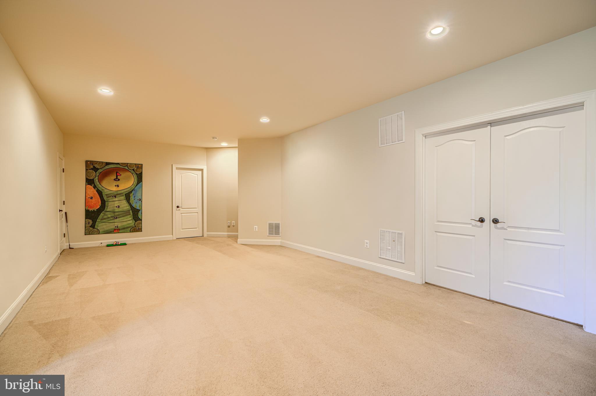 MARTIN MEADOWS - Residential