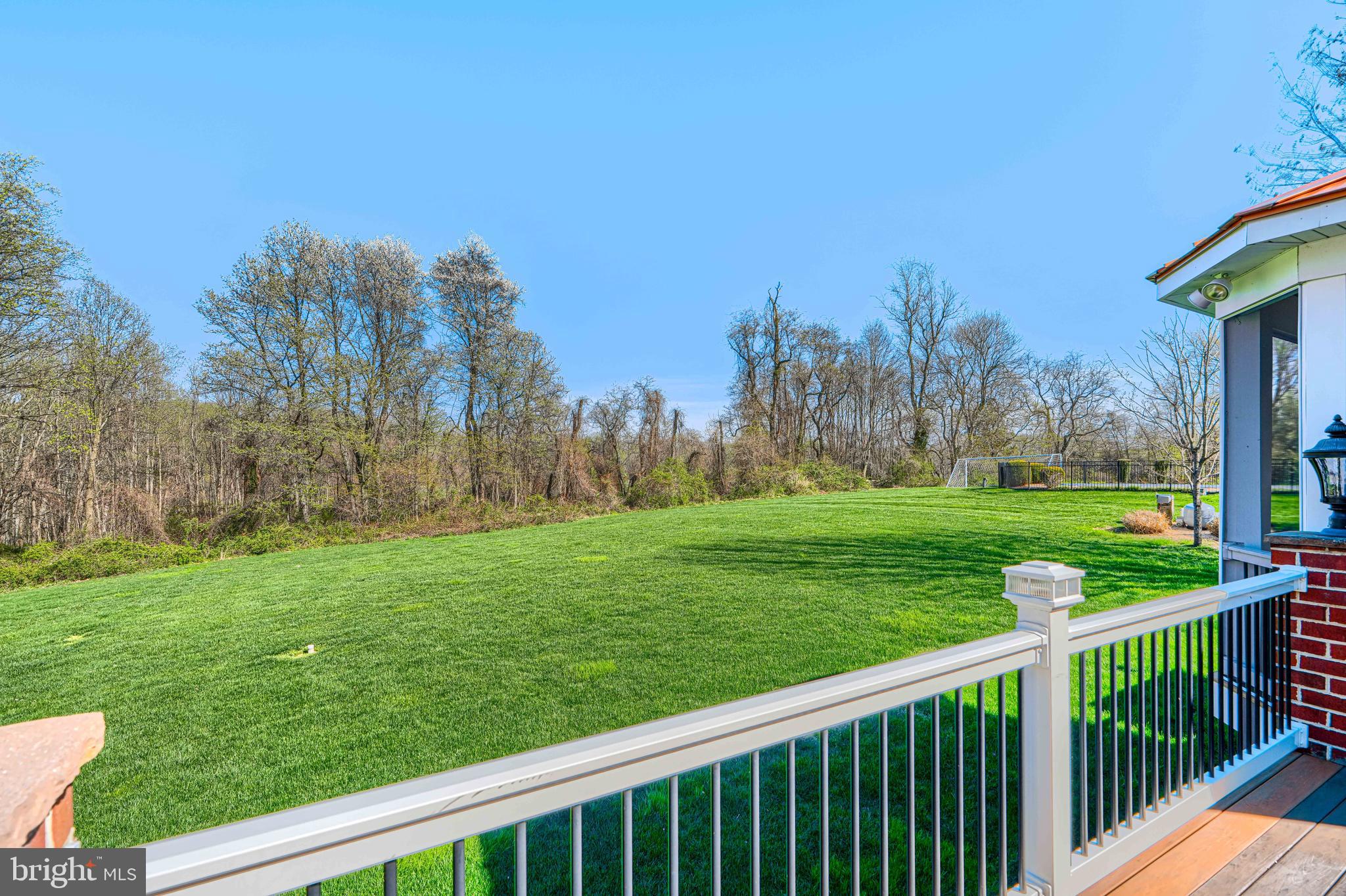 MARTIN MEADOWS - Residential