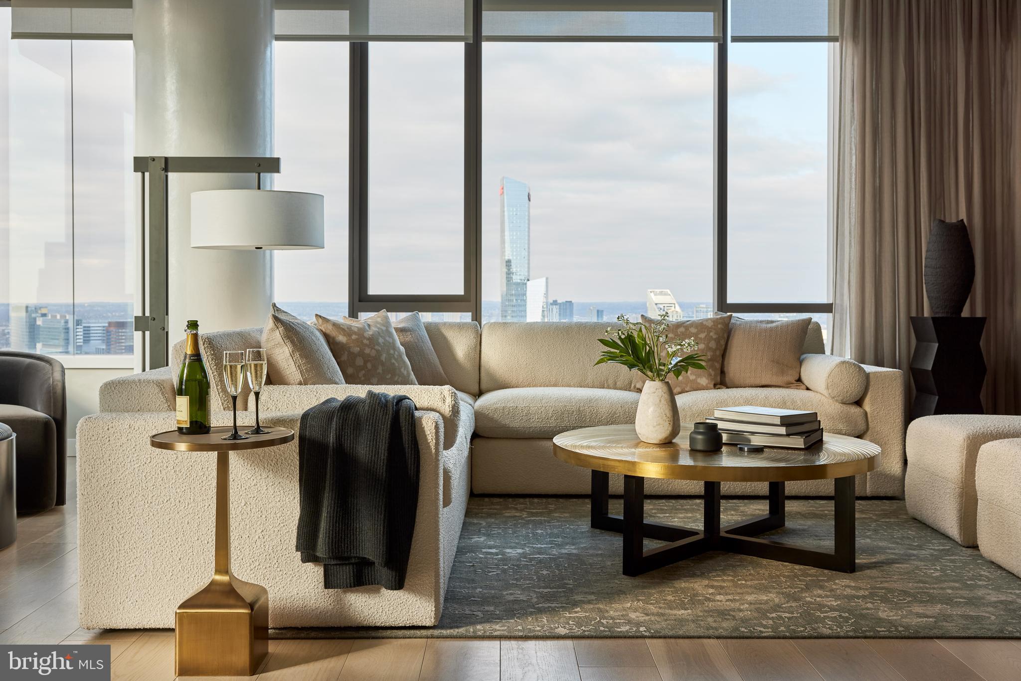 RITTENHOUSE SQUARE - Residential