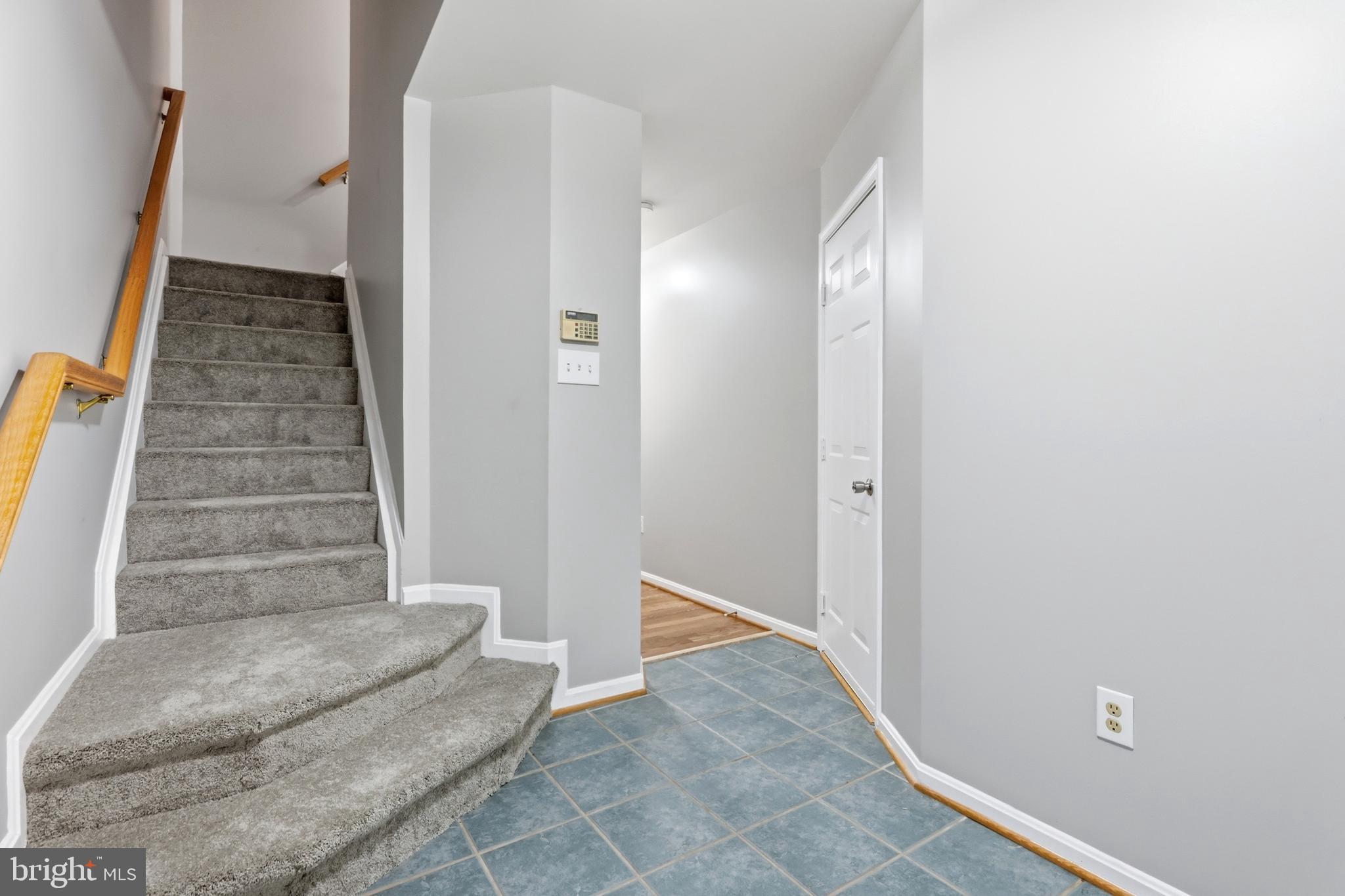 4965 LEE FARM COURT 87