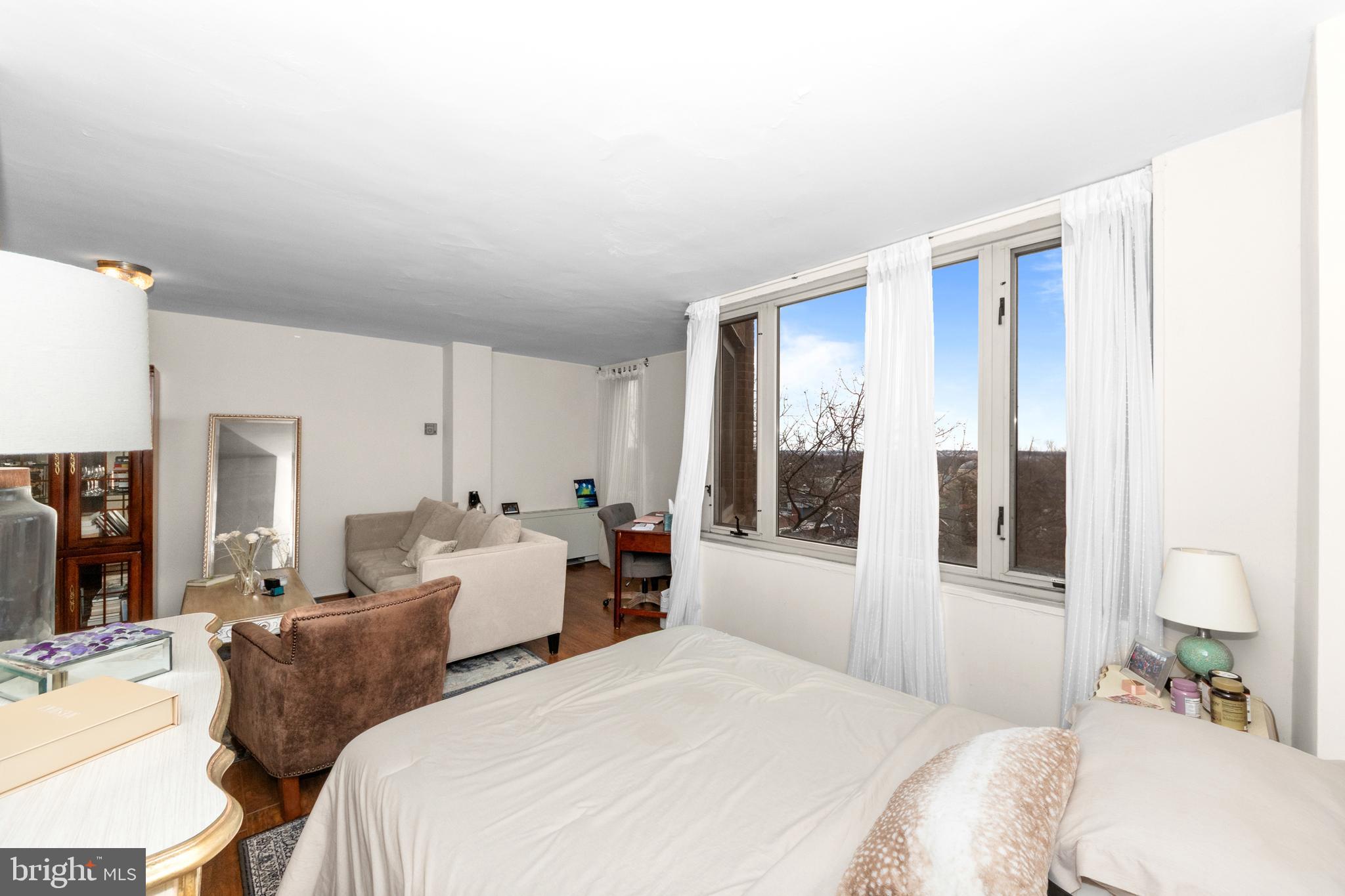 OBSERVATORY CIRCLE - Residential