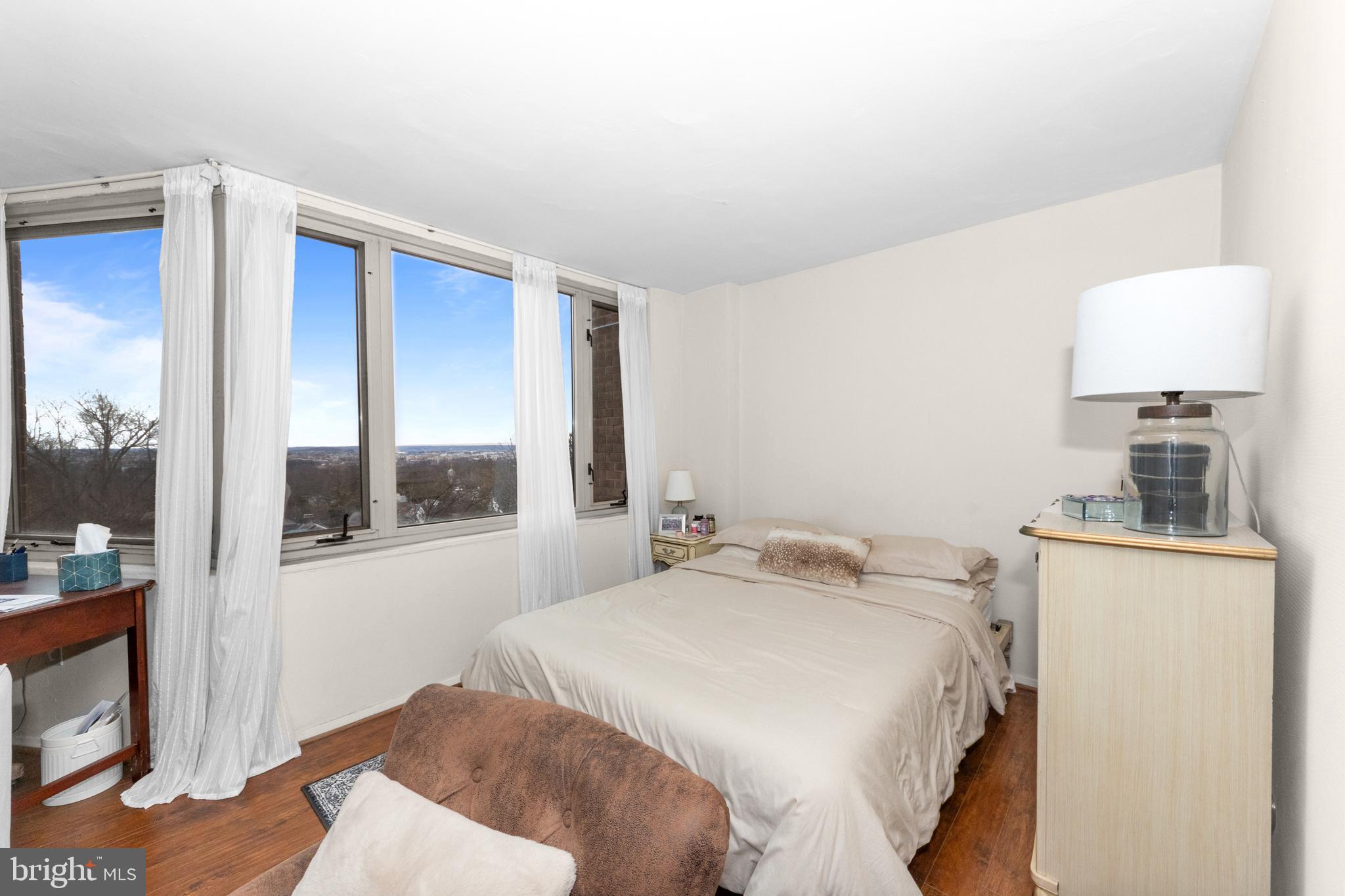 OBSERVATORY CIRCLE - Residential