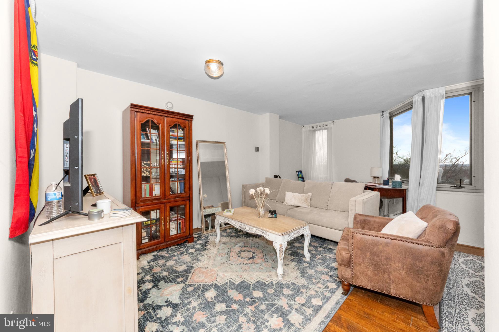 OBSERVATORY CIRCLE - Residential