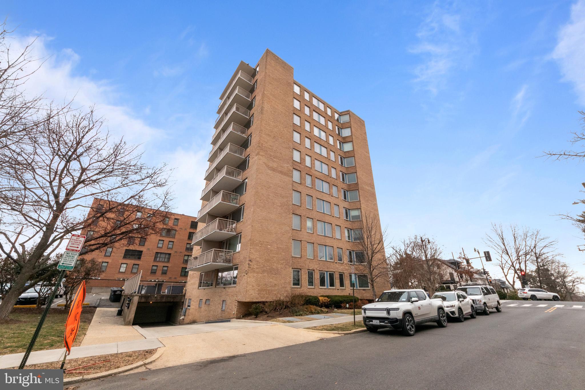 OBSERVATORY CIRCLE - Residential