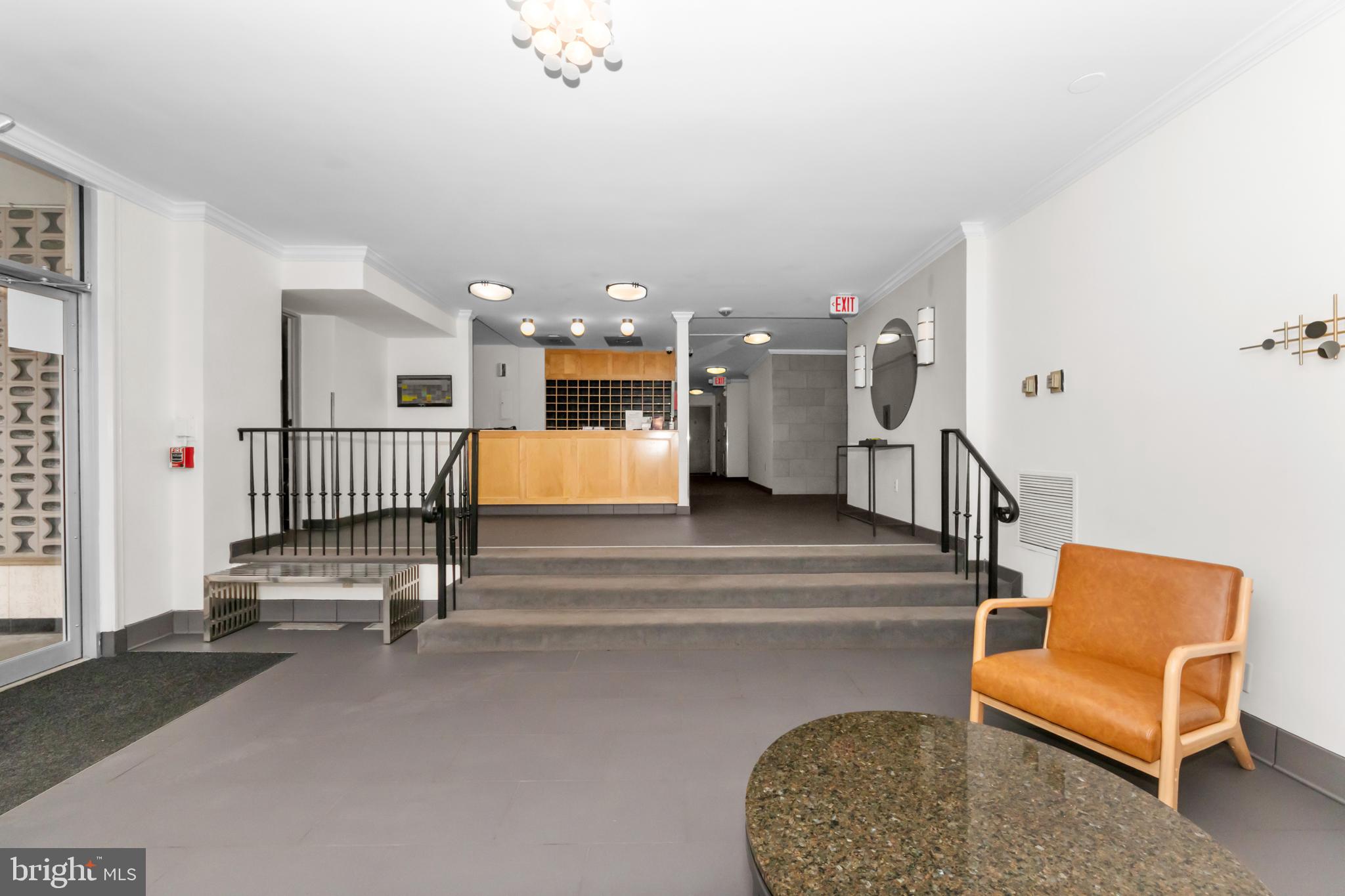 OBSERVATORY CIRCLE - Residential