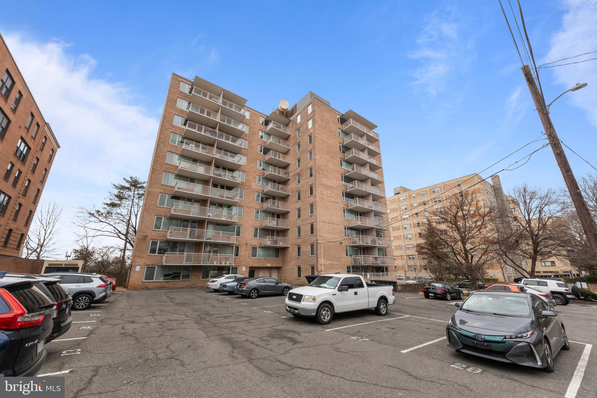 OBSERVATORY CIRCLE - Residential