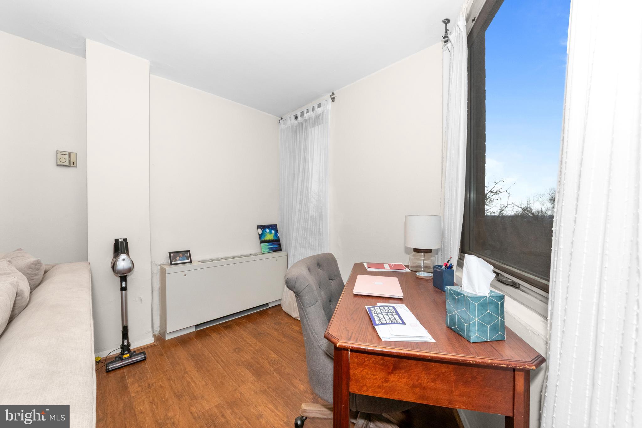 OBSERVATORY CIRCLE - Residential