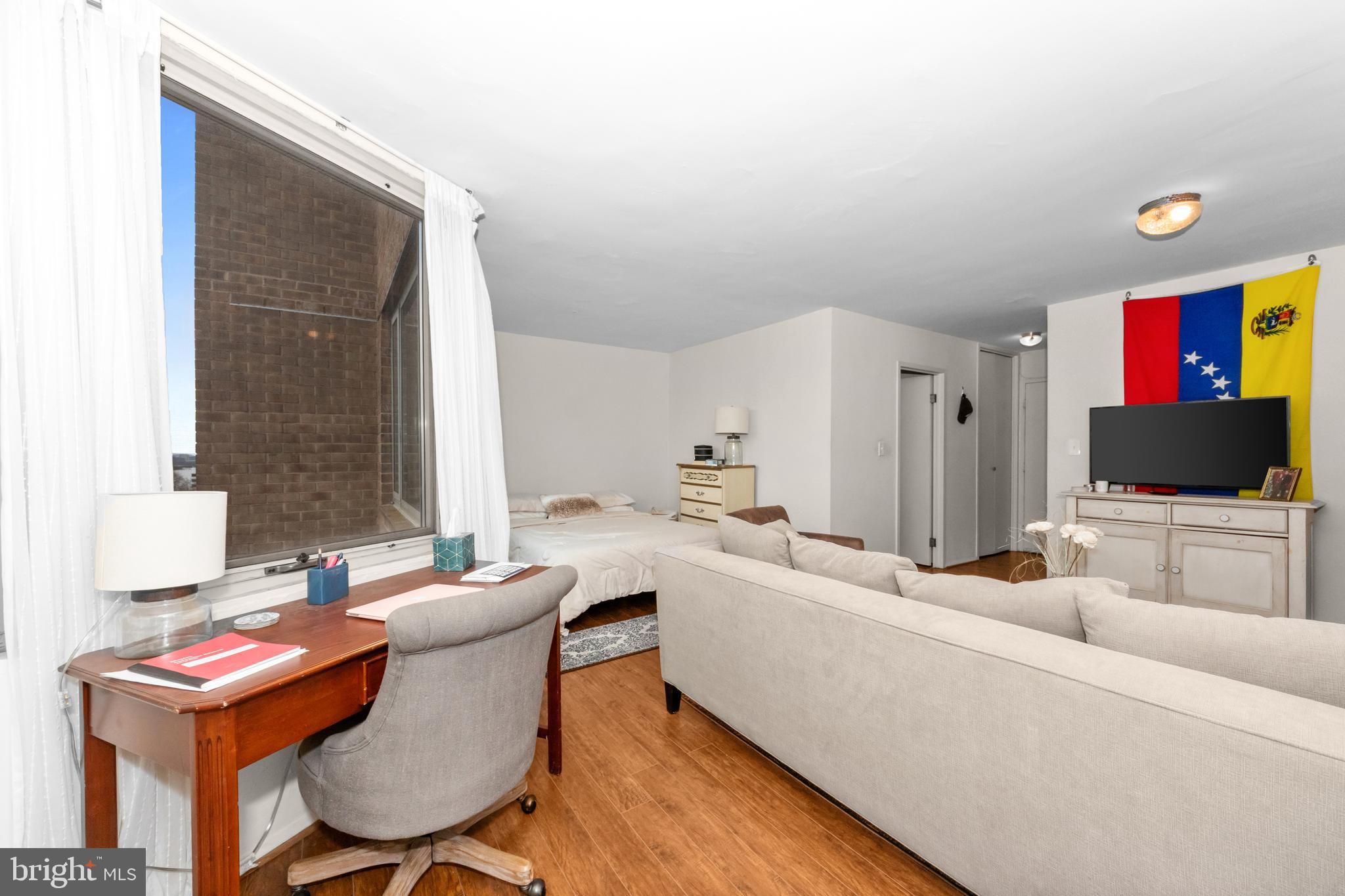 OBSERVATORY CIRCLE - Residential