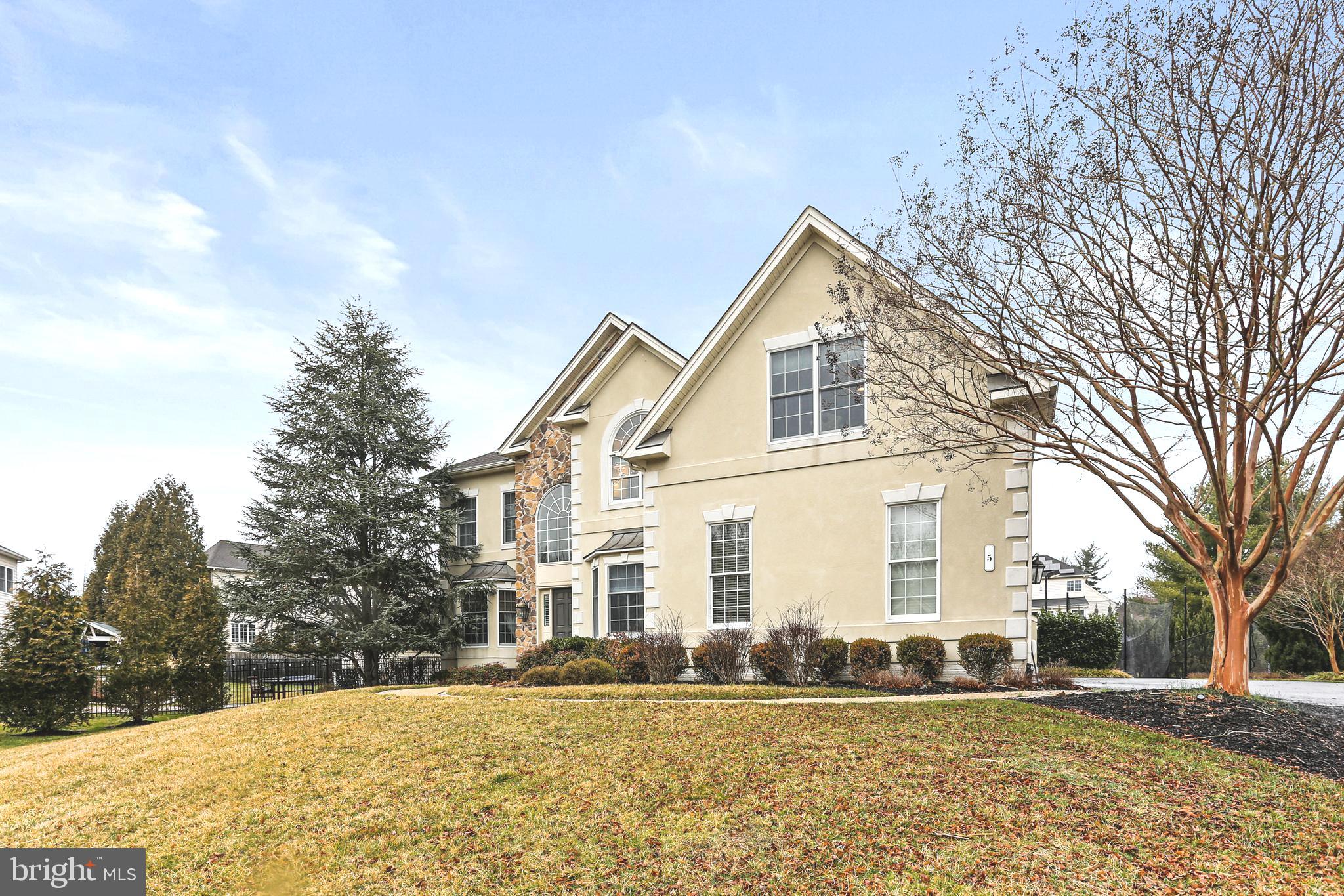 STEVENSON ESTATES - Residential