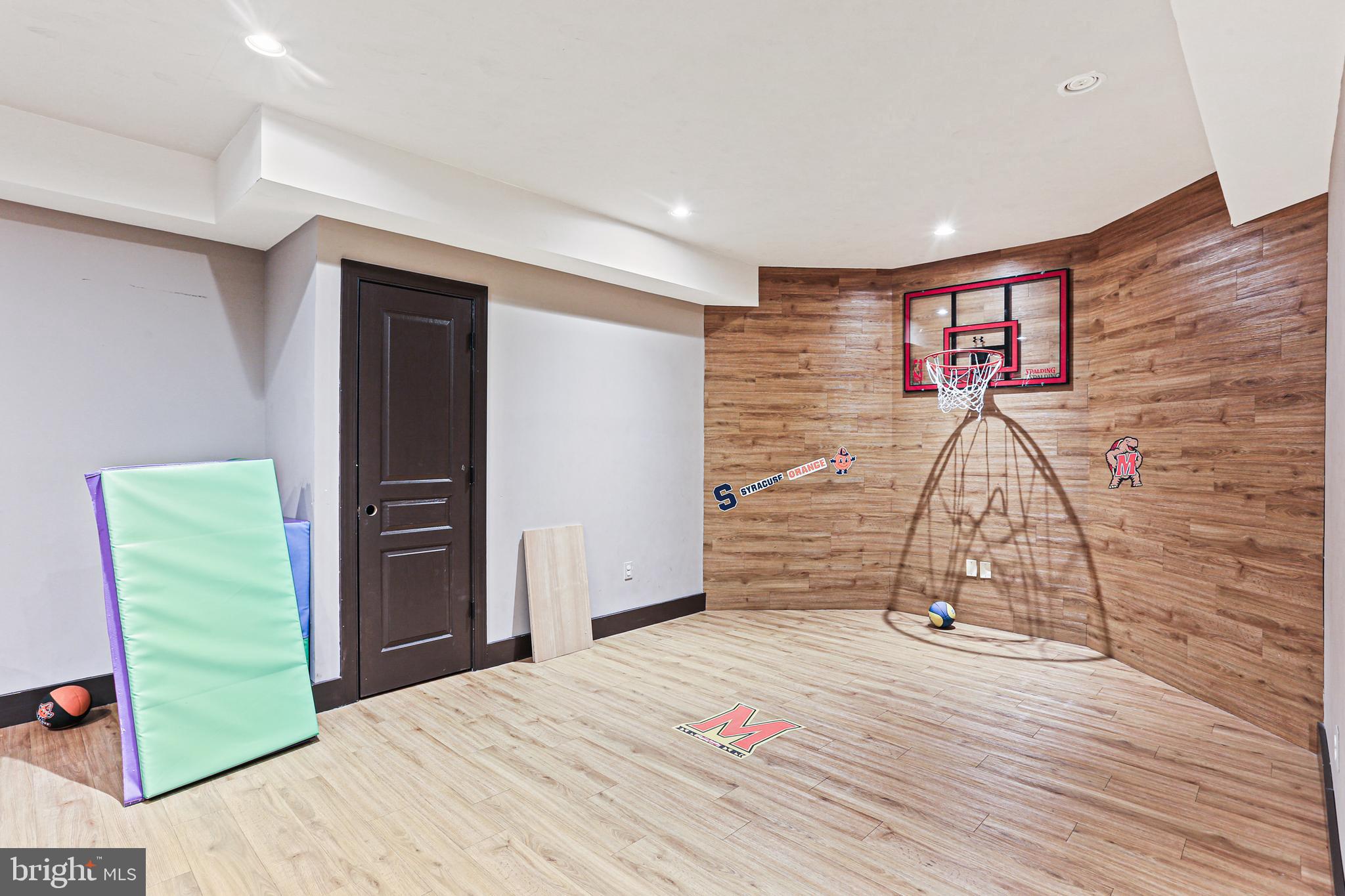 STEVENSON ESTATES - Residential