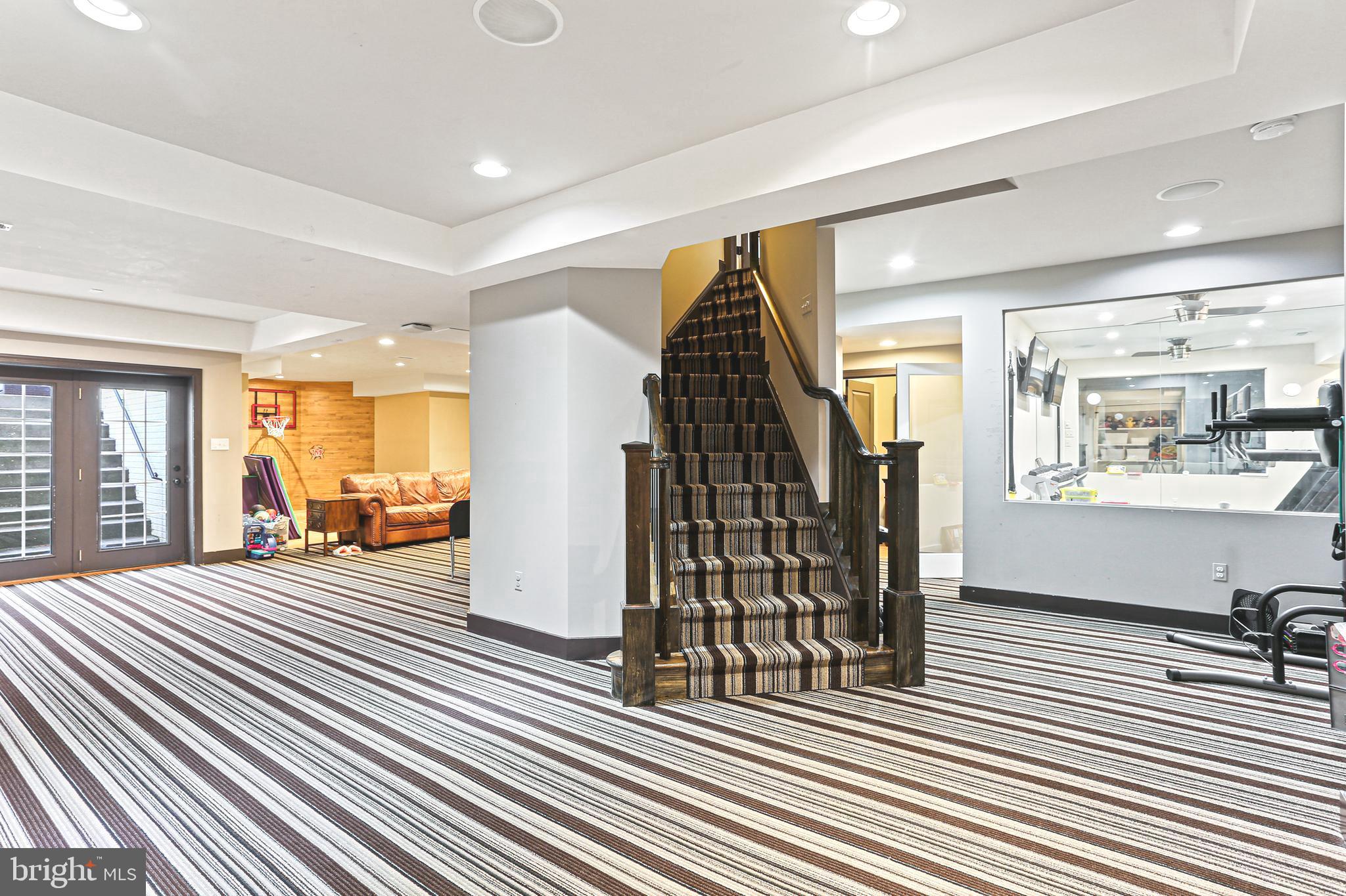 STEVENSON ESTATES - Residential