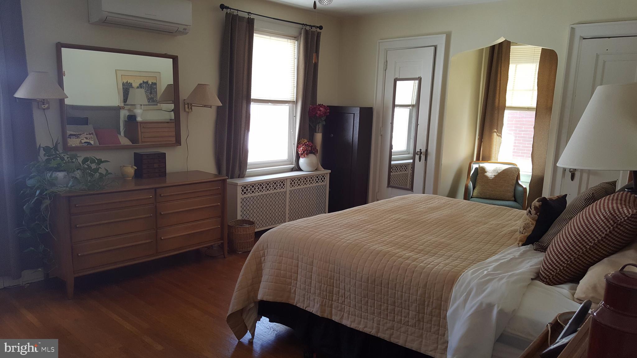 OLDE EAST YORK - Residential